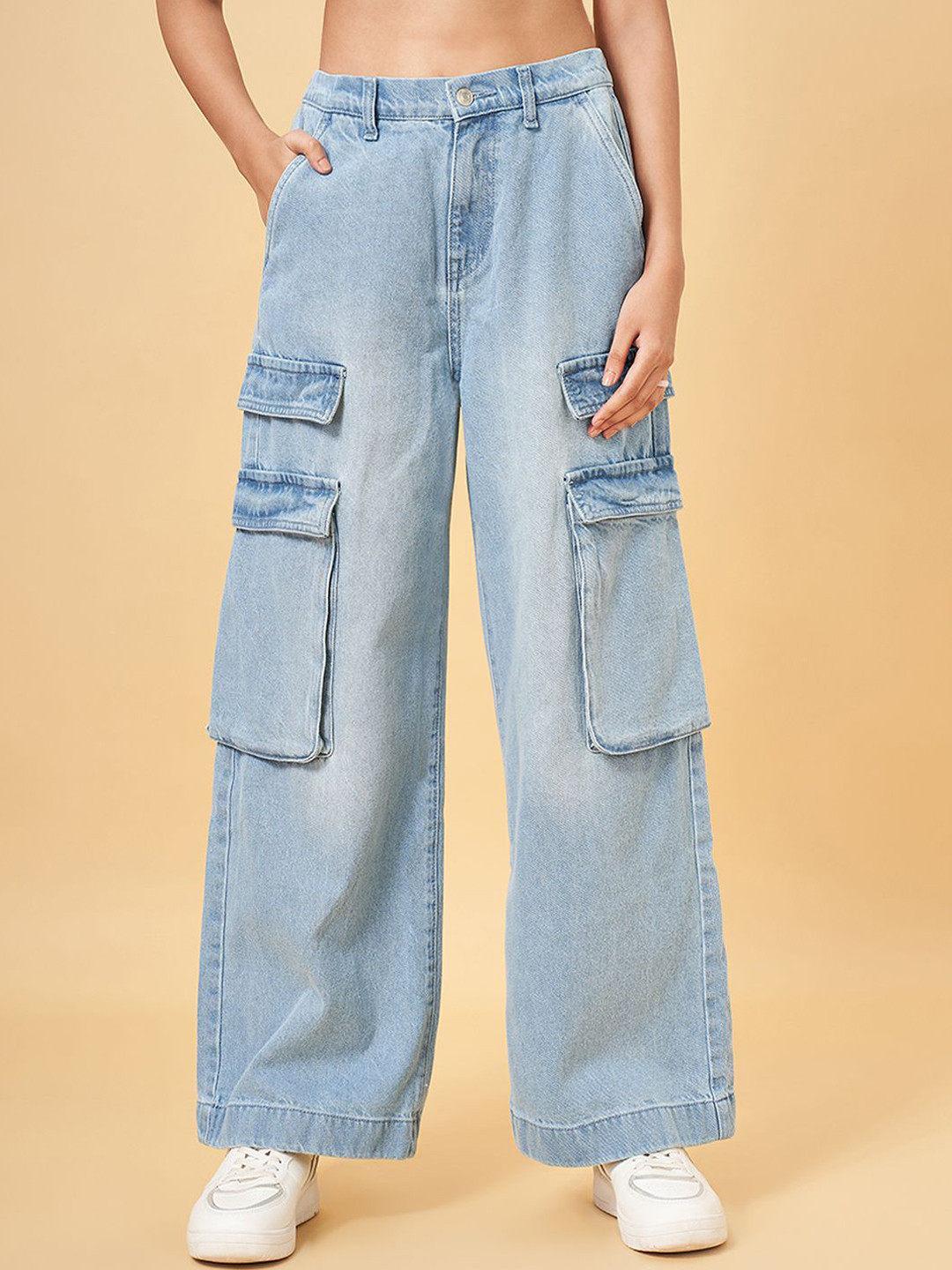 People Women Relaxed Fit Mid-Rise Pur Cotton Jeans