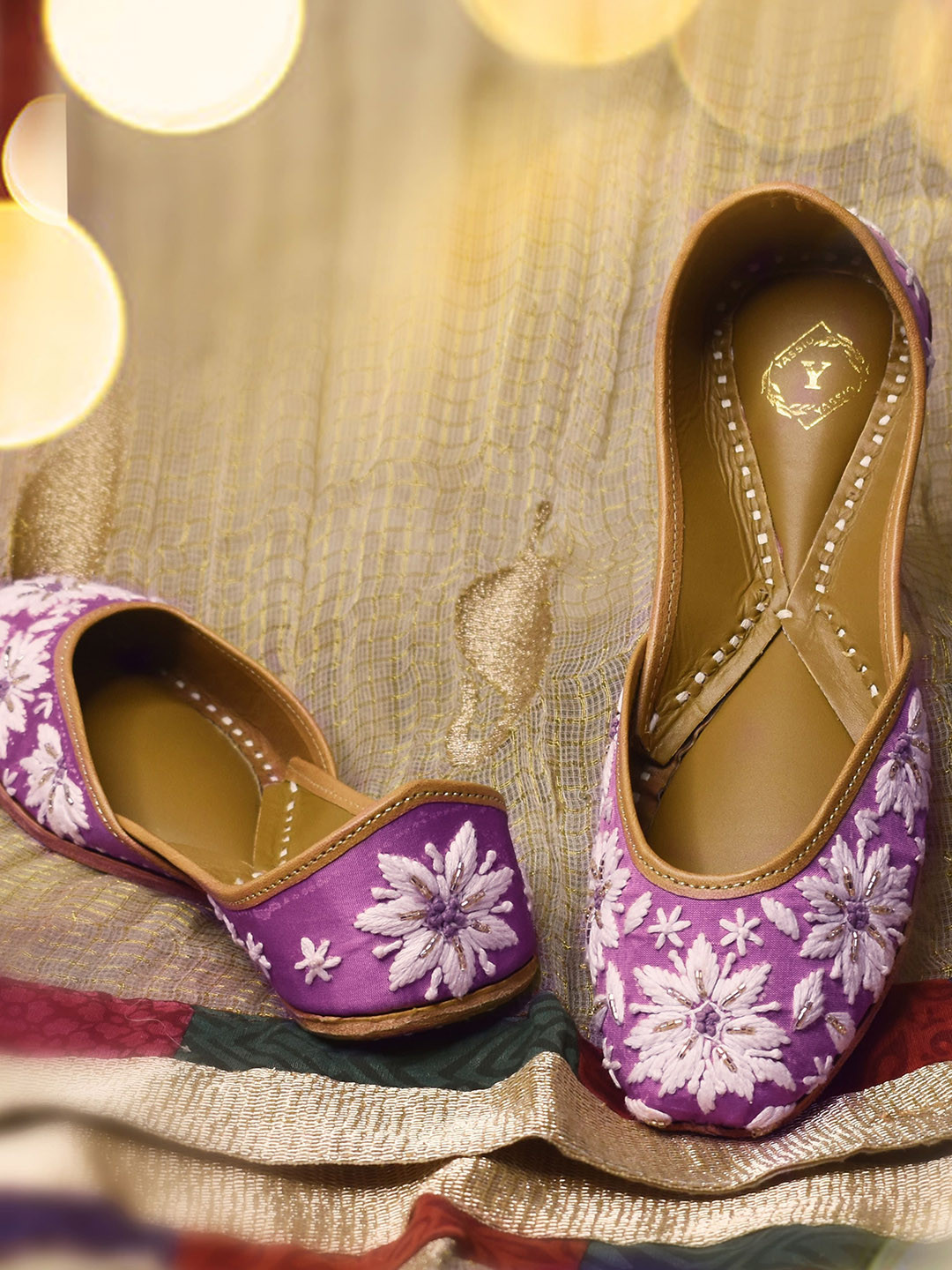 YASSIO Embellished Round Toe Adara Jutti Mojaris