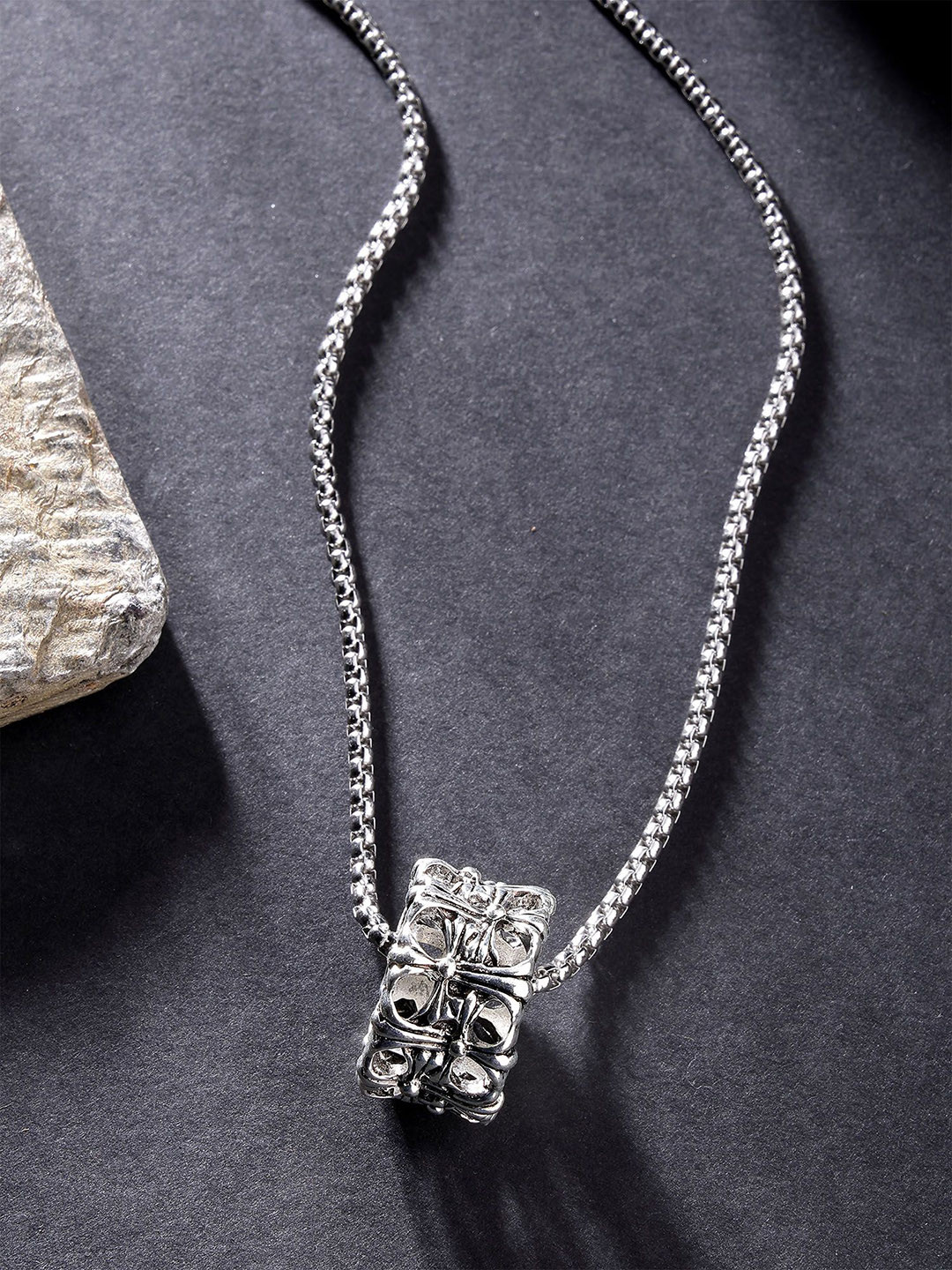Bohey by KARATCART Alloy Silver-Plated Quirky Pendants with Chains