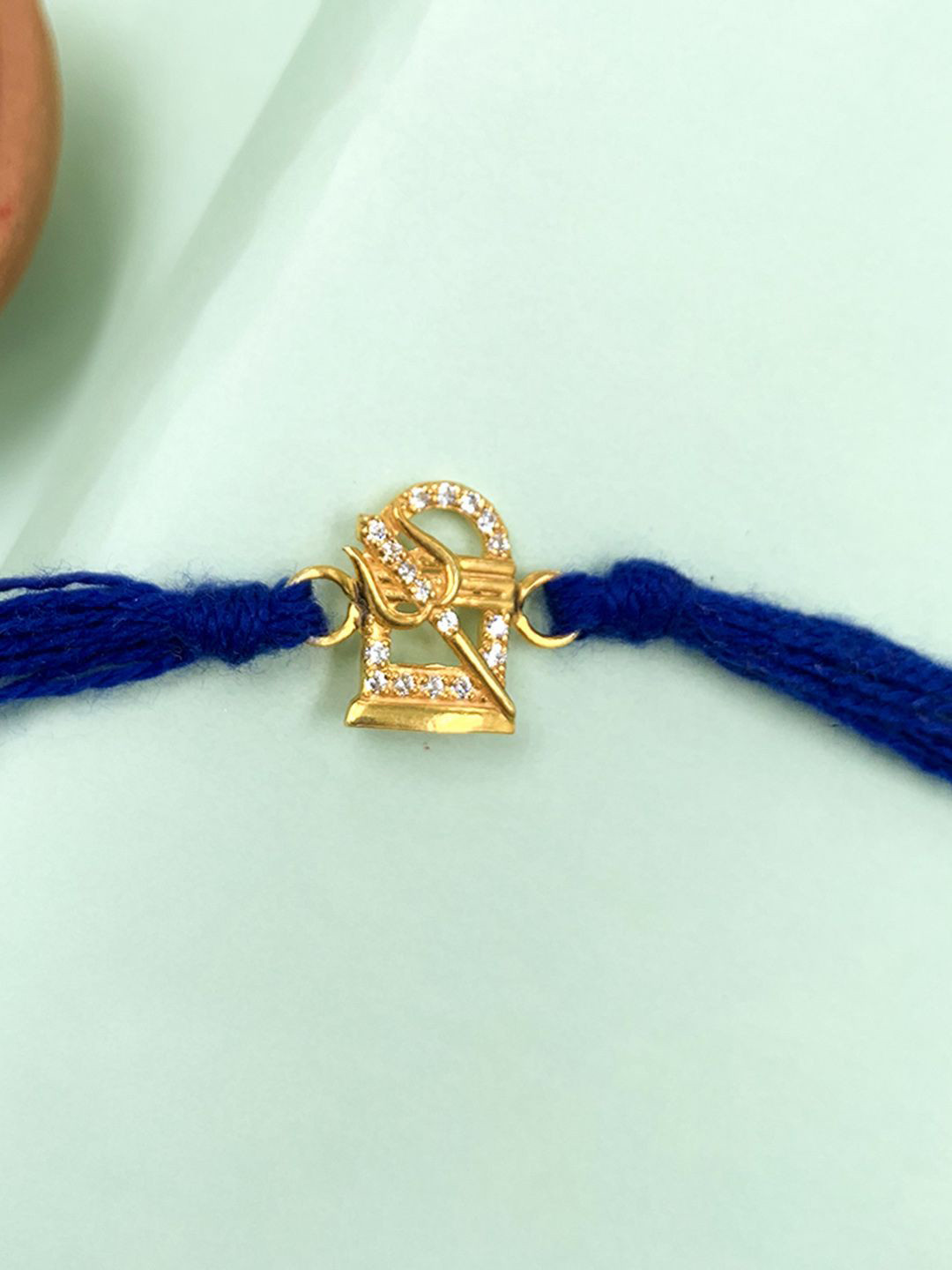 Unniyarcha Pure 92.5 Silver Trishul Thread Rakhi