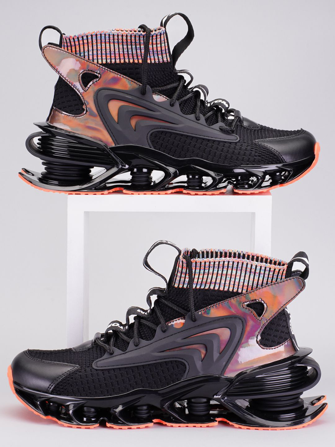 Atom Men Colourblocked Everyday Sneakers