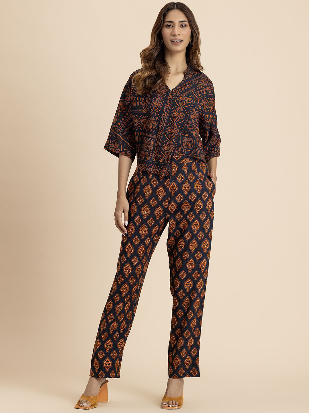 Moomaya Floral Printed Mandarine Collar Top With Trousers