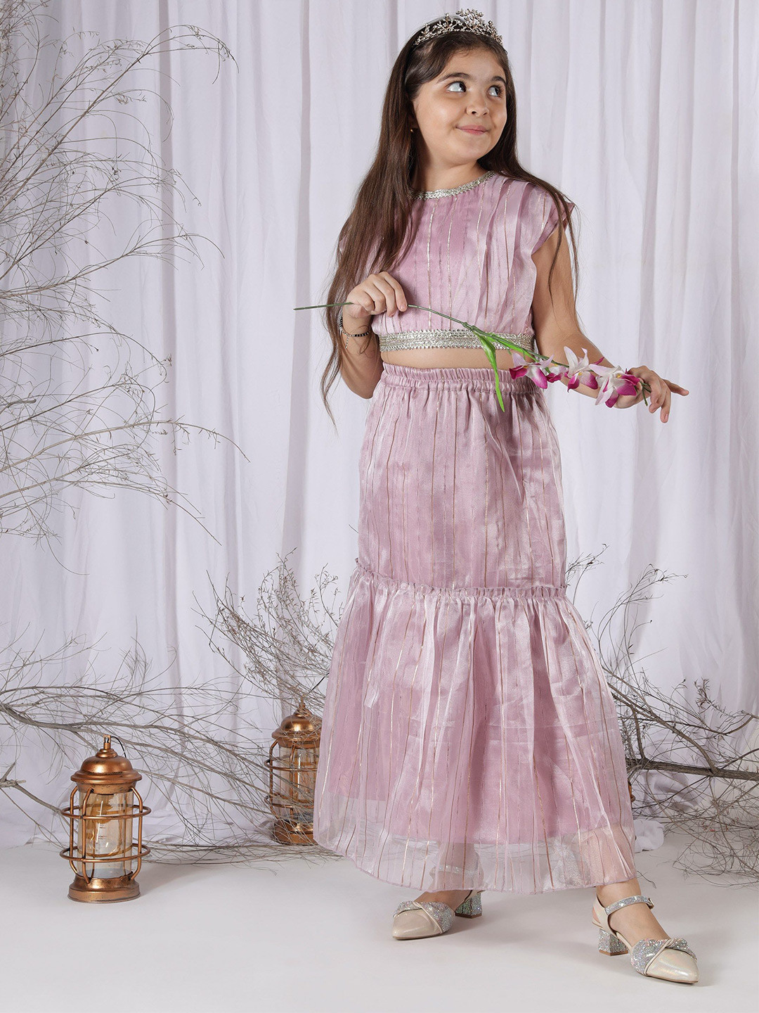 NEUDIS Girls Woven Design Gotta Patti Sleeveless Organza Ready to Wear Lehenga & Choli