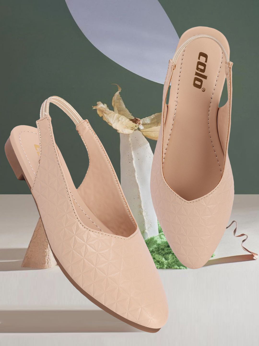 Colo Women Textured Pointed Toe Slingback Flats
