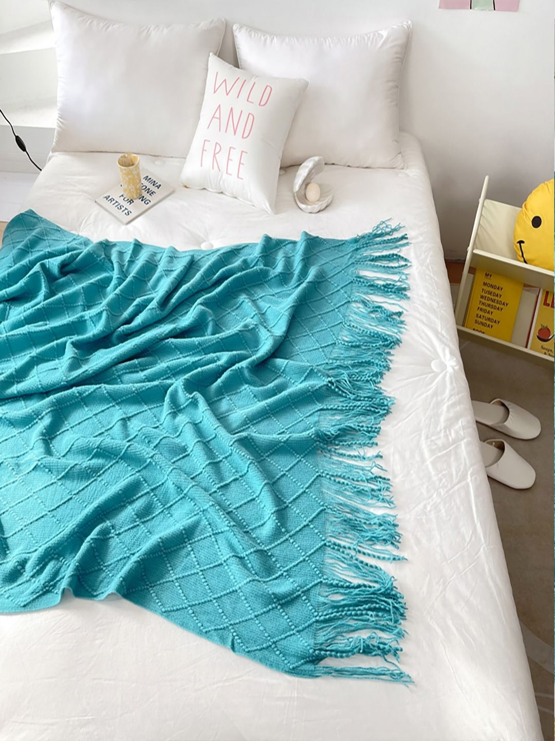 JC HOME Blue Geometric Self Design AC Room 300 GSM Single Bed Blanket