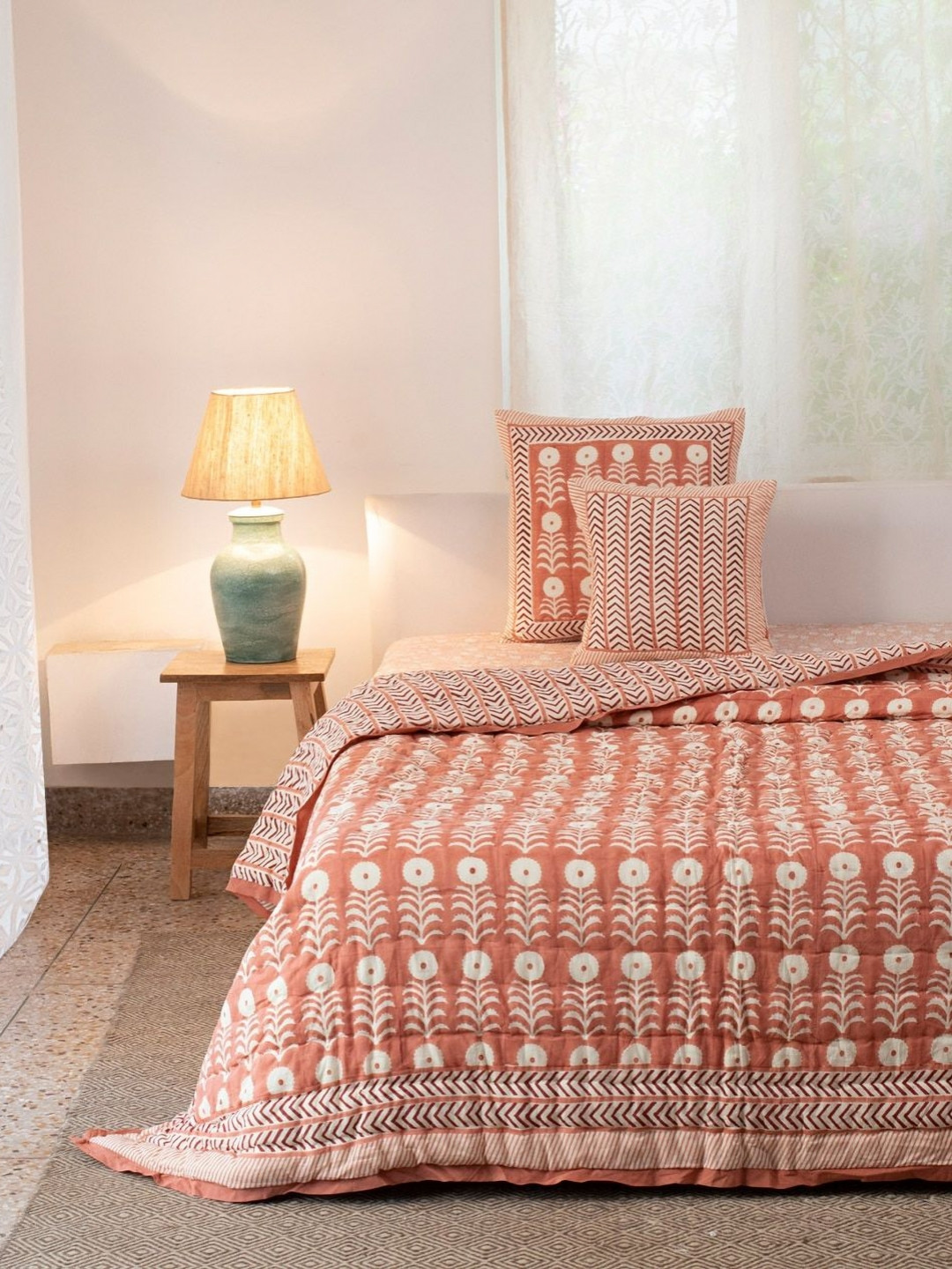Fabindia Anaisha Red & Peach-Coloured Floral Printed 354 GSM AC Room Single Quilt