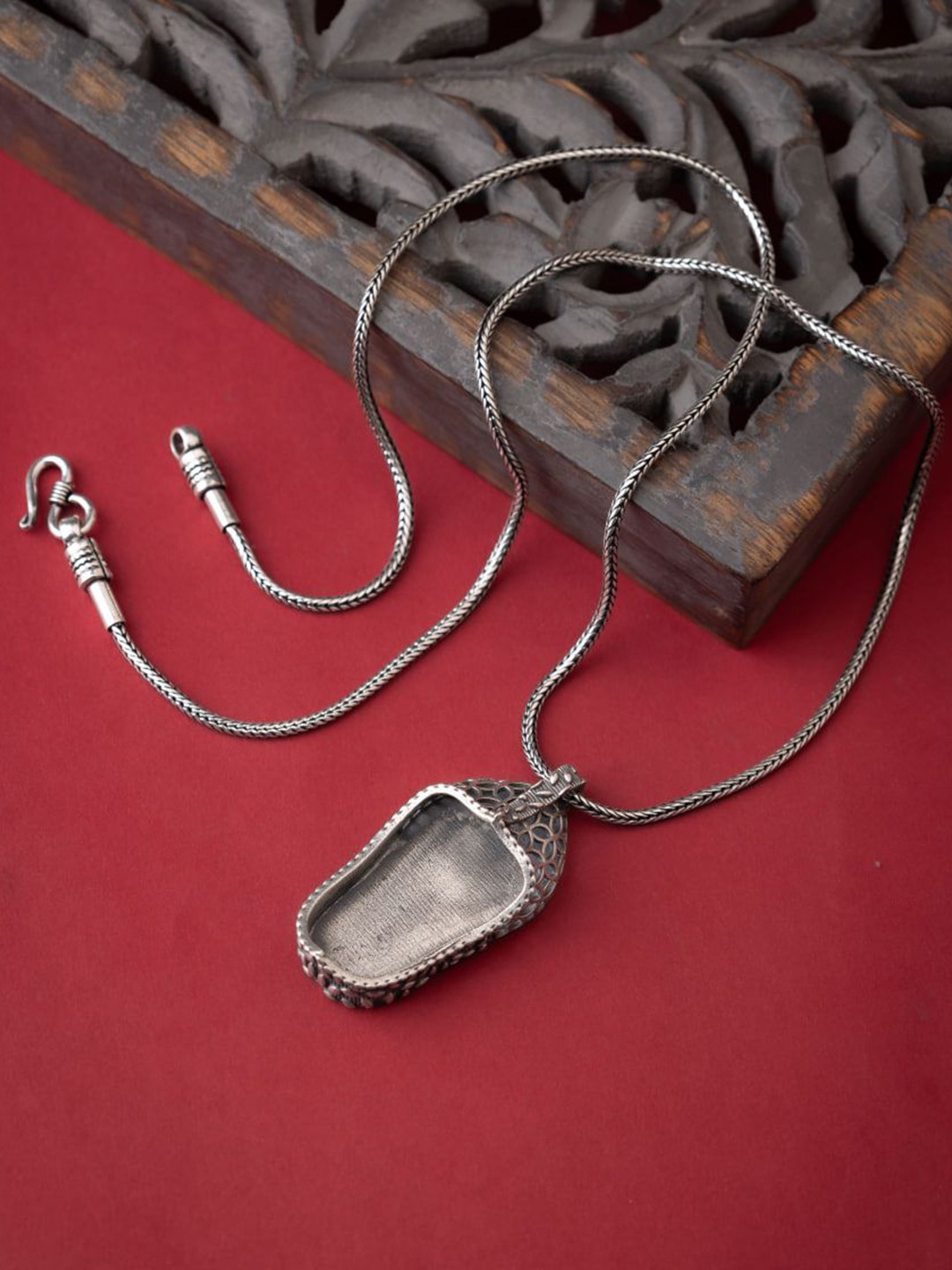 Shyle 925 Sterling Silver Jutti Charm Pendants with Chains