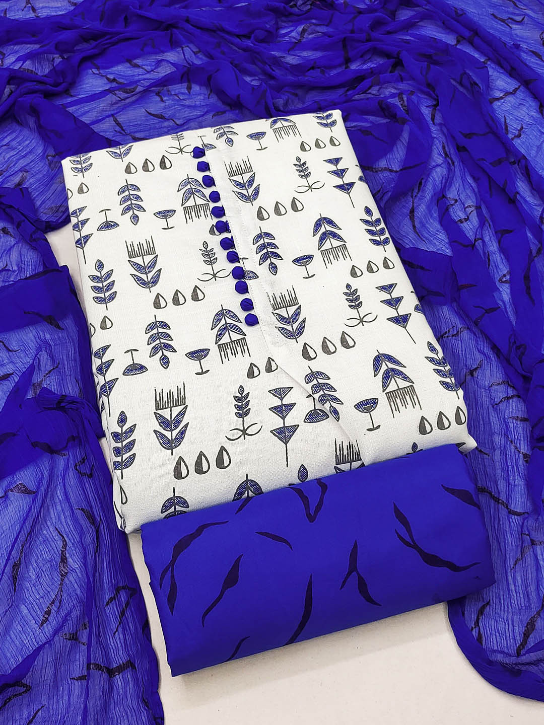 Maroosh Printed Unstitched Dress Material