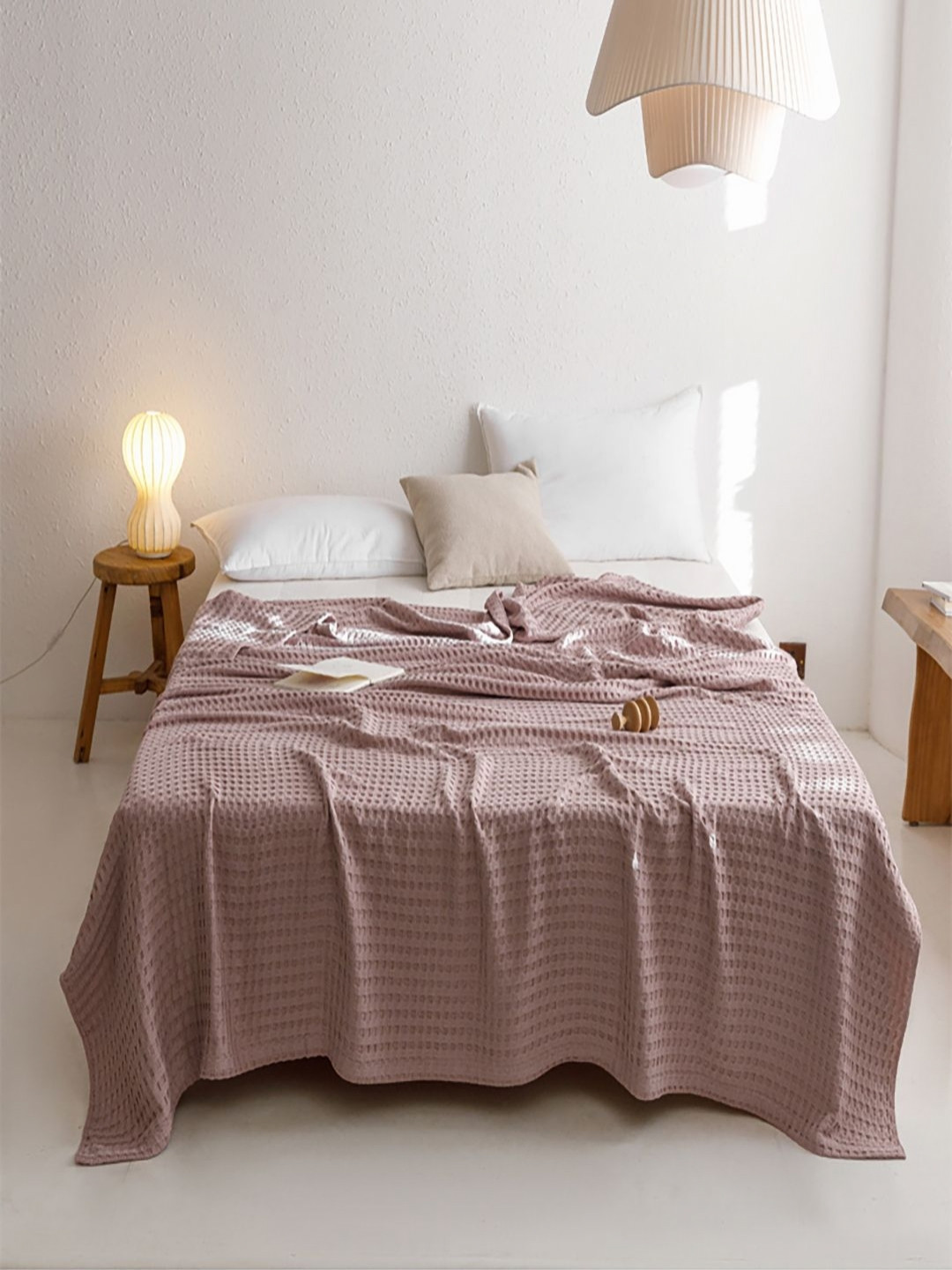 JC HOME Pink Self Design 300 GSM AC Room Pure Cotton Single Bed Quilt