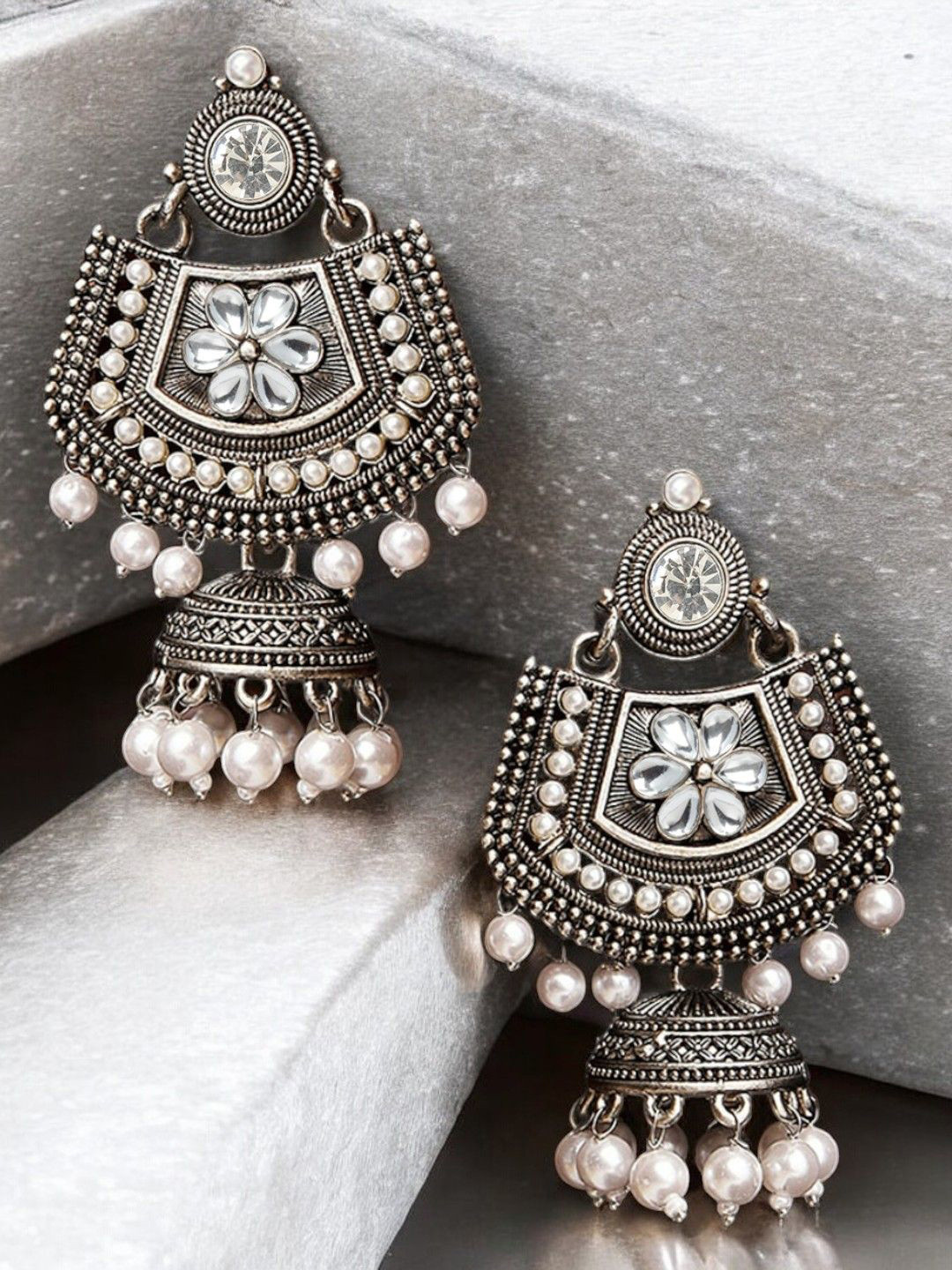 Sangria Kundan Stone Studded & Beaded Floral Shaped Jadau Jumkha Earrings