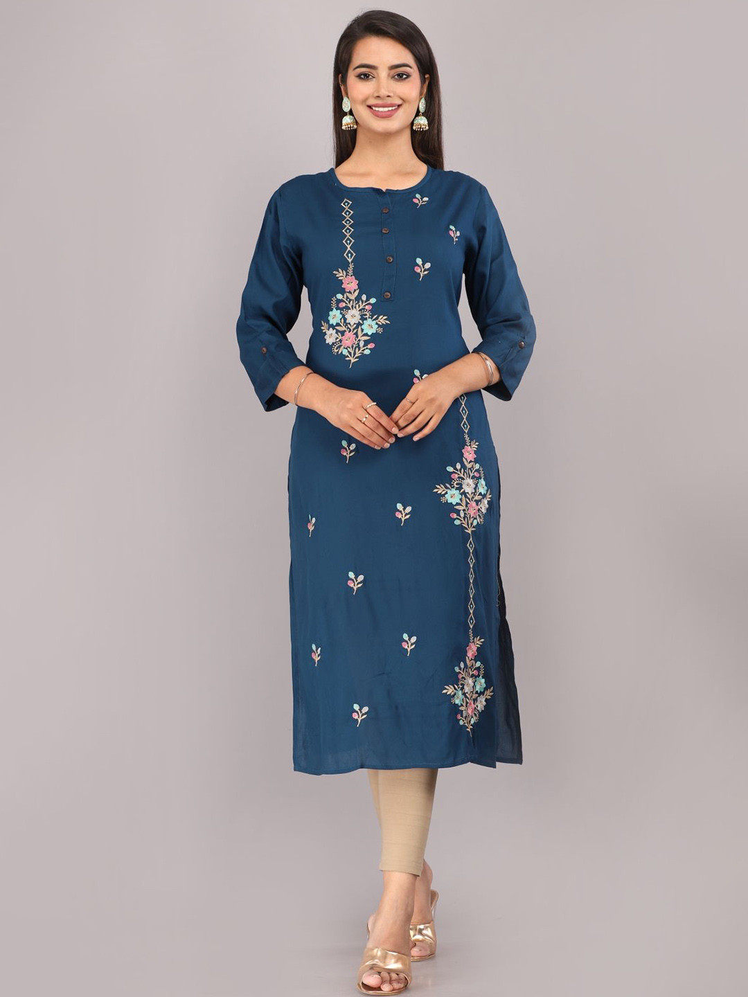 Mehsoos Floral Embroidered Cotton Straight Kurta