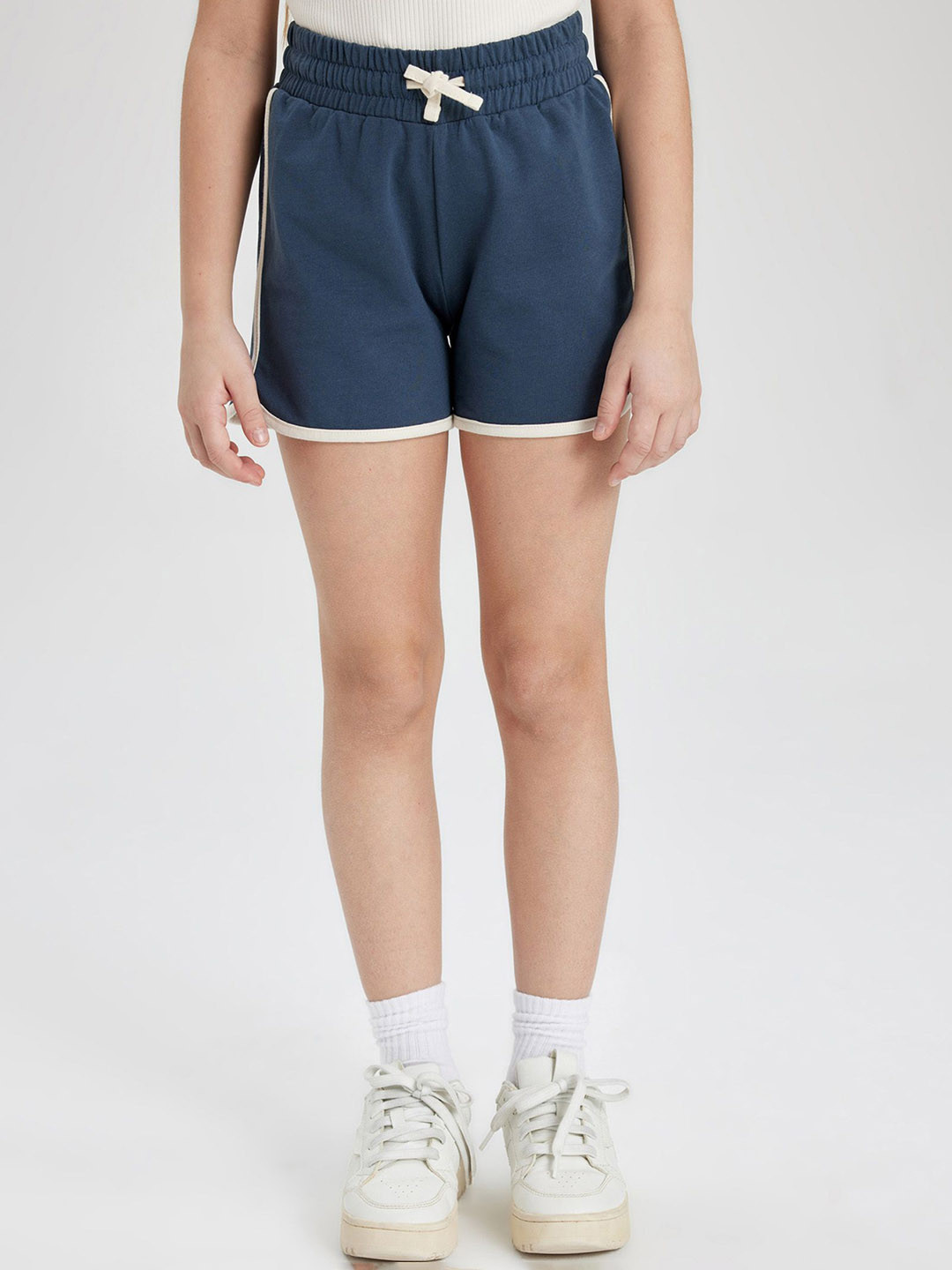DeFacto Girls Regular Fit Sports Shorts