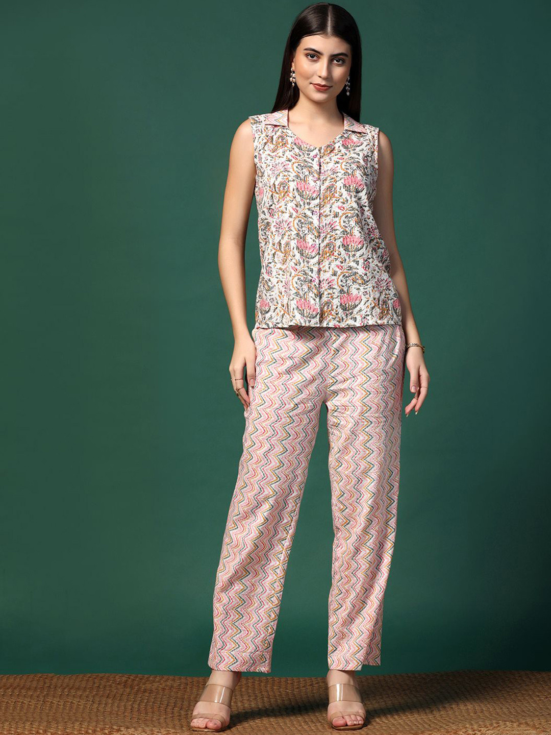 BAESD Floral Printed Sleeveless Cotton Katha Top With Trouser