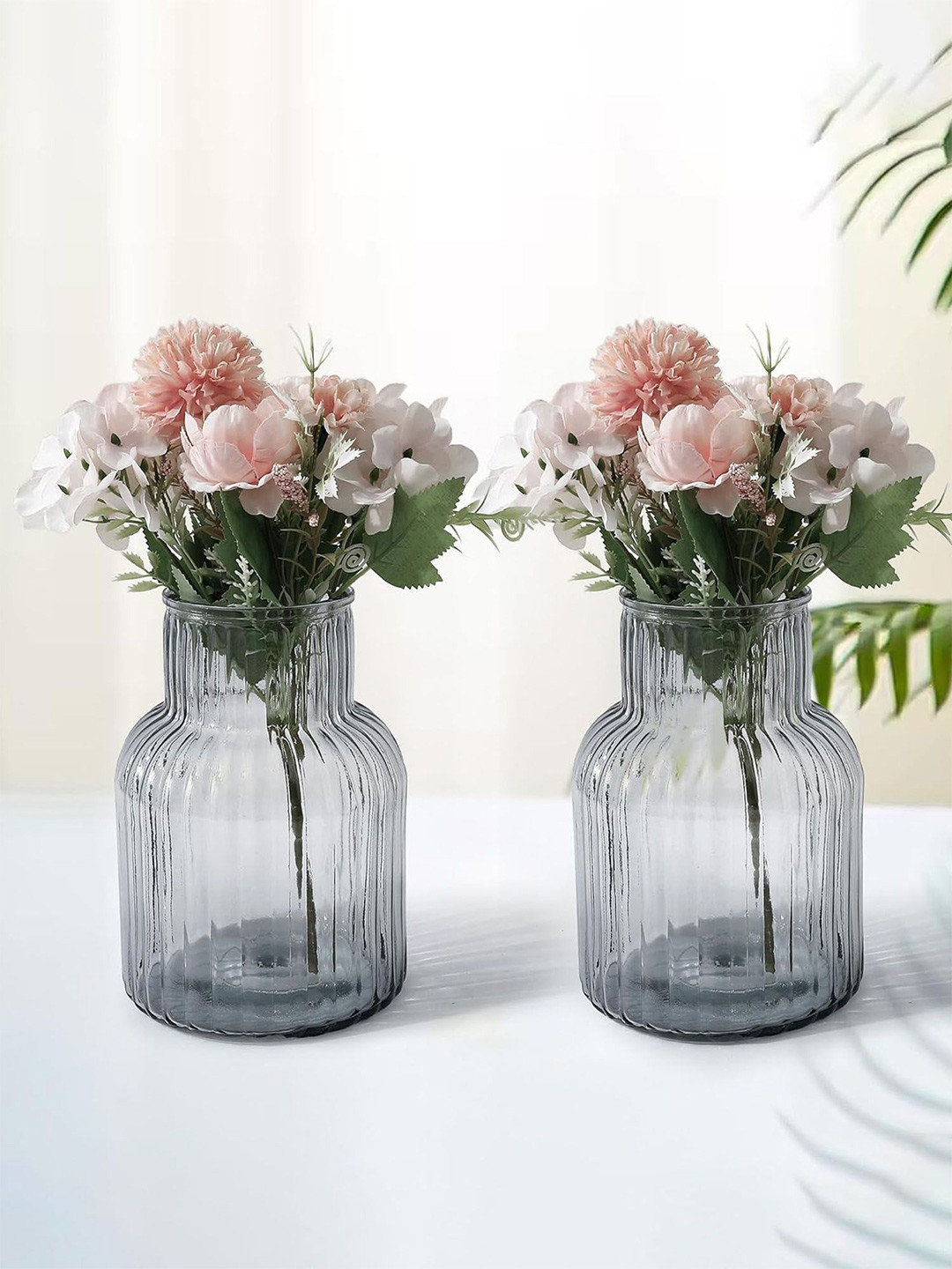 Nostrae by Ekhasa Grey 2 Pieces Ribbed Glass Vases
