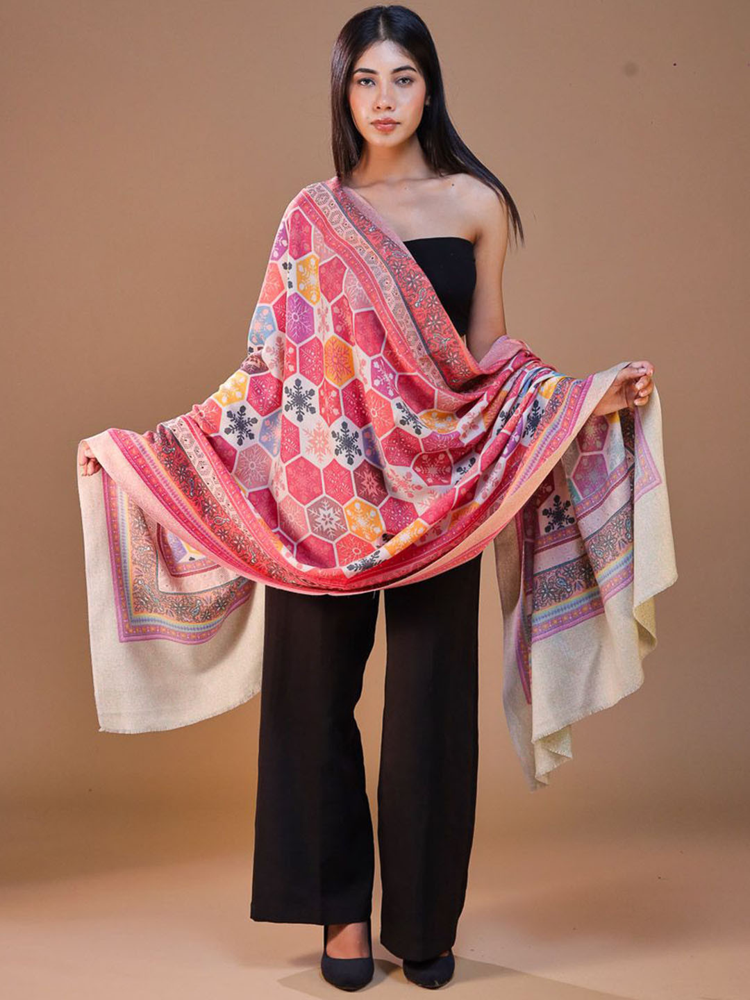 SWI Stylish Kalamkari Printed Sequinned Shawl