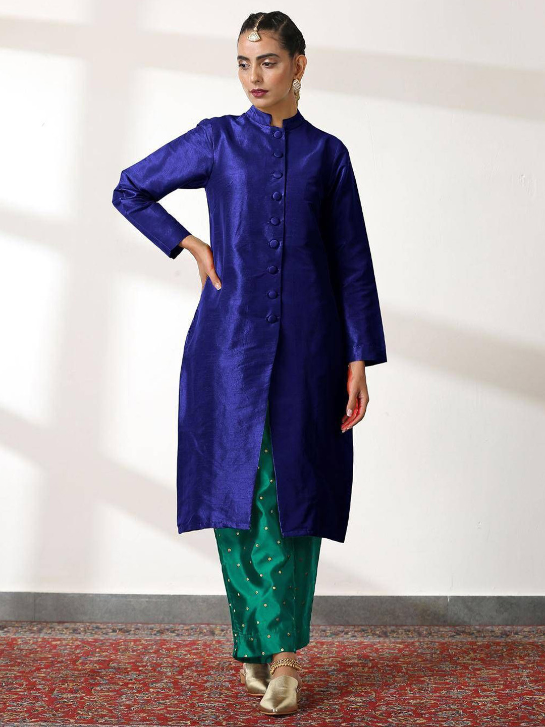 Swtantra Strapless Crop Top With Trousers & Jacket