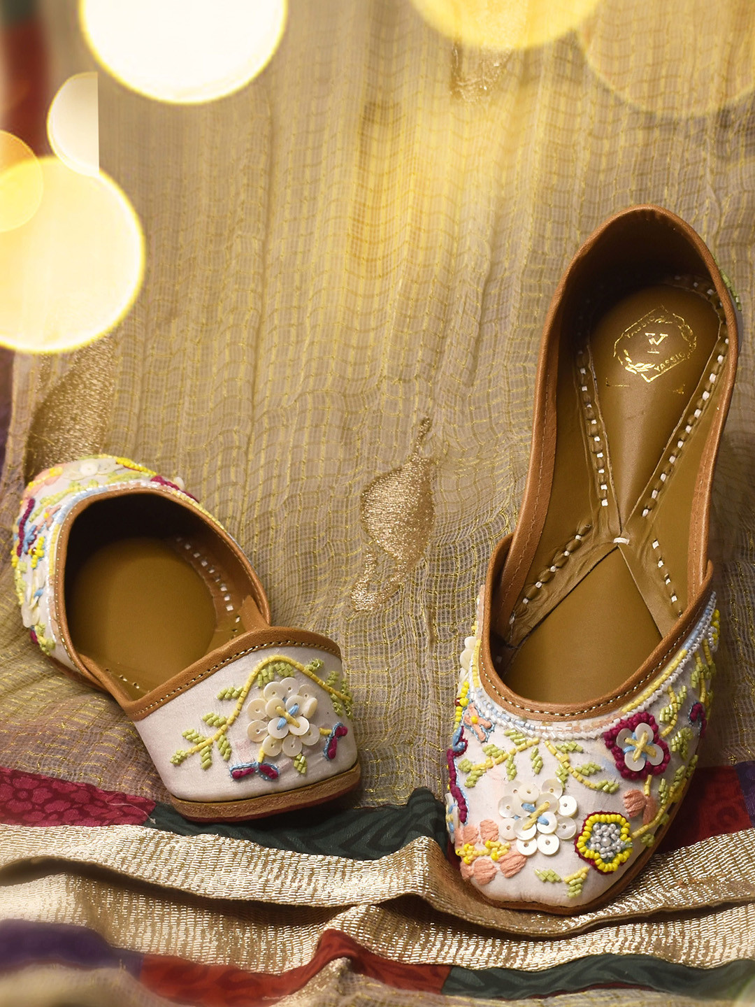 YASSIO Embellished Round Toe Tahira Jutti Mojaris