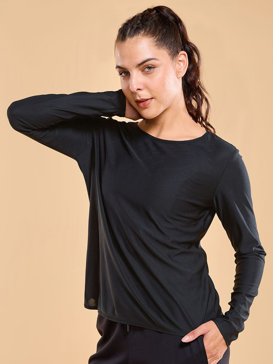 Enamor Jacquard Long Sleeve Relaxed Fit Regular Length T-Shirt A312