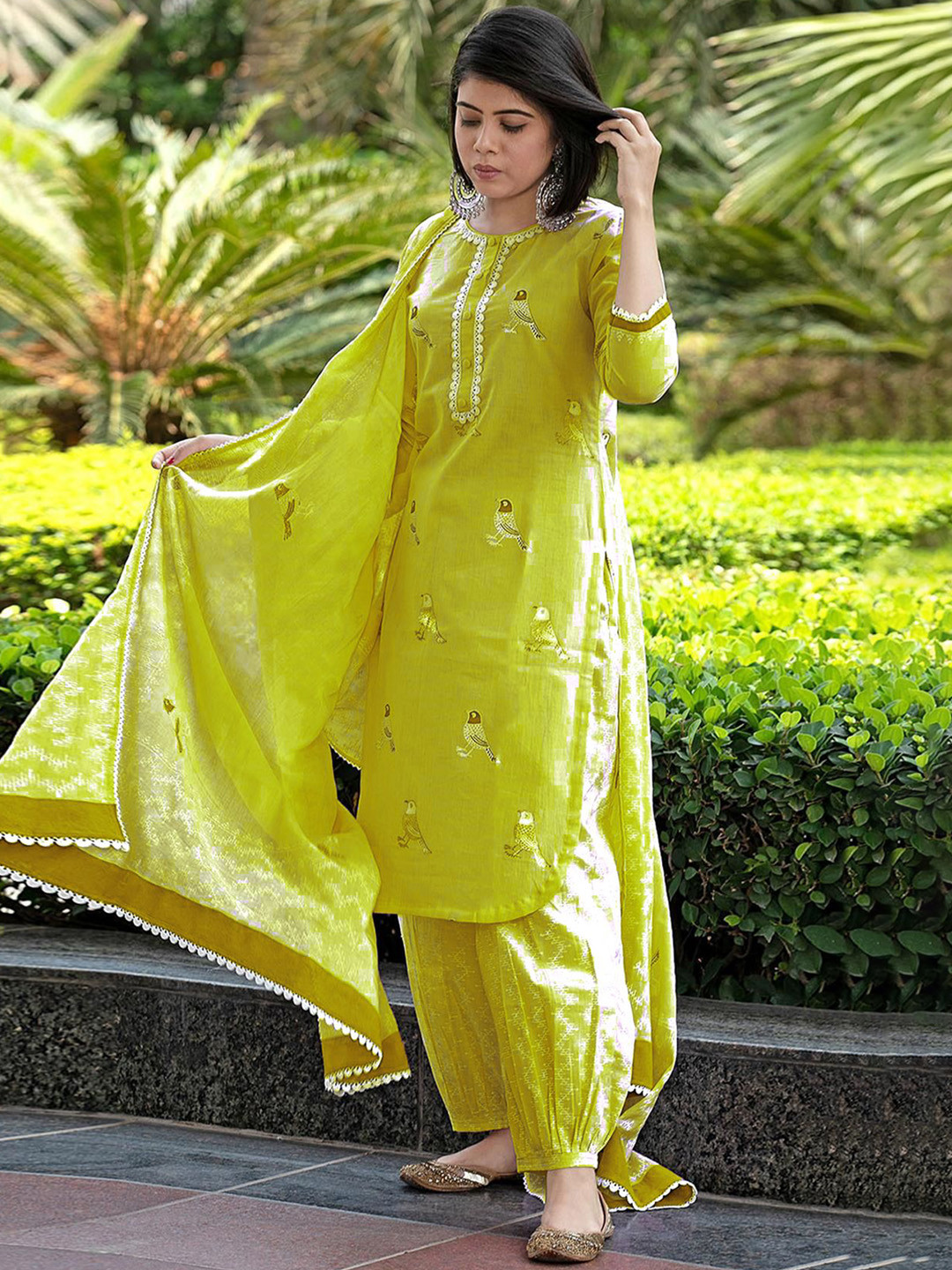 Anni Designer Women Printed Regular Kurta with Harem Pants & With Dupatta