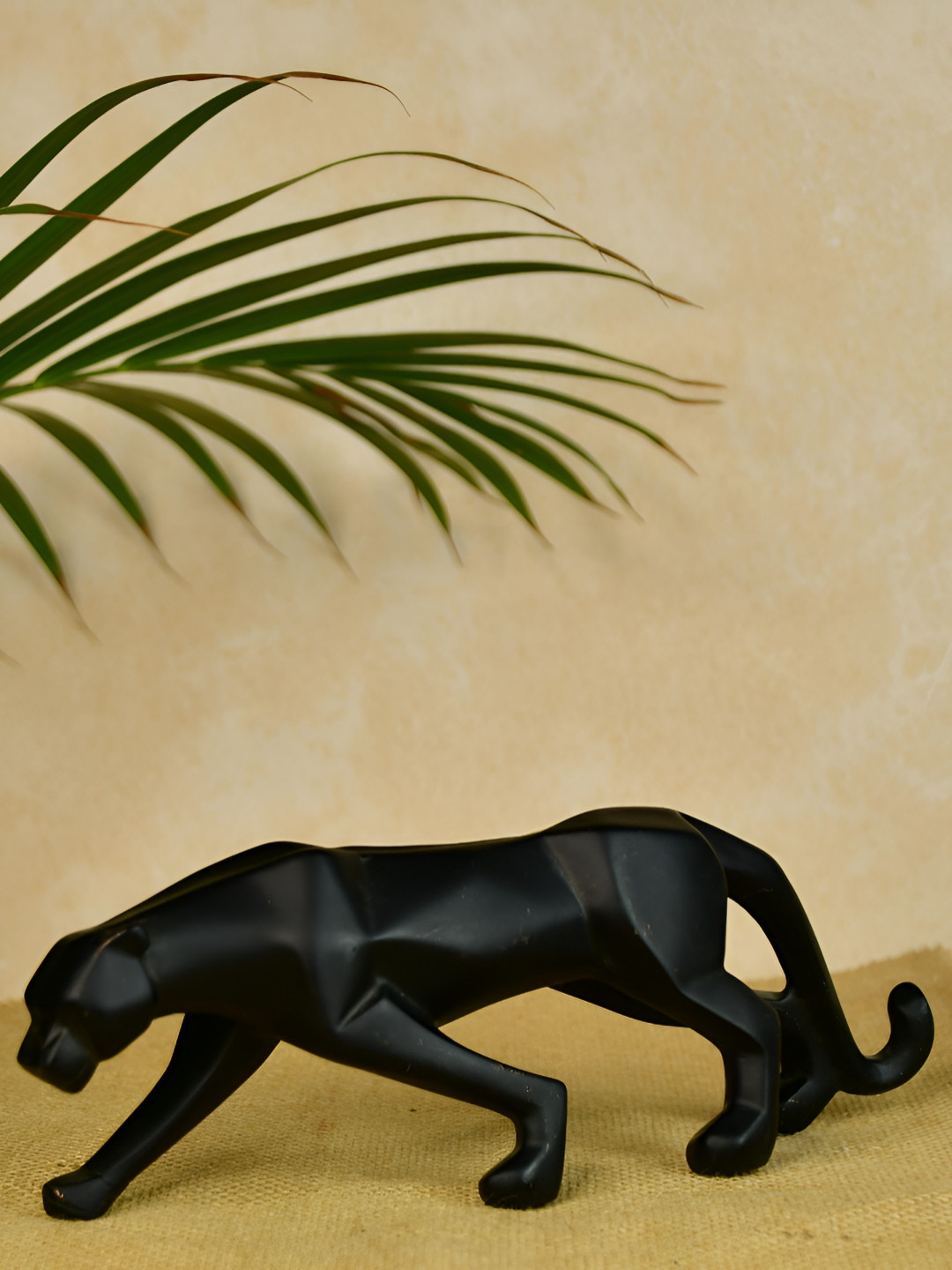 SOWPEACE Black Mini Panther Figurine Showpieces