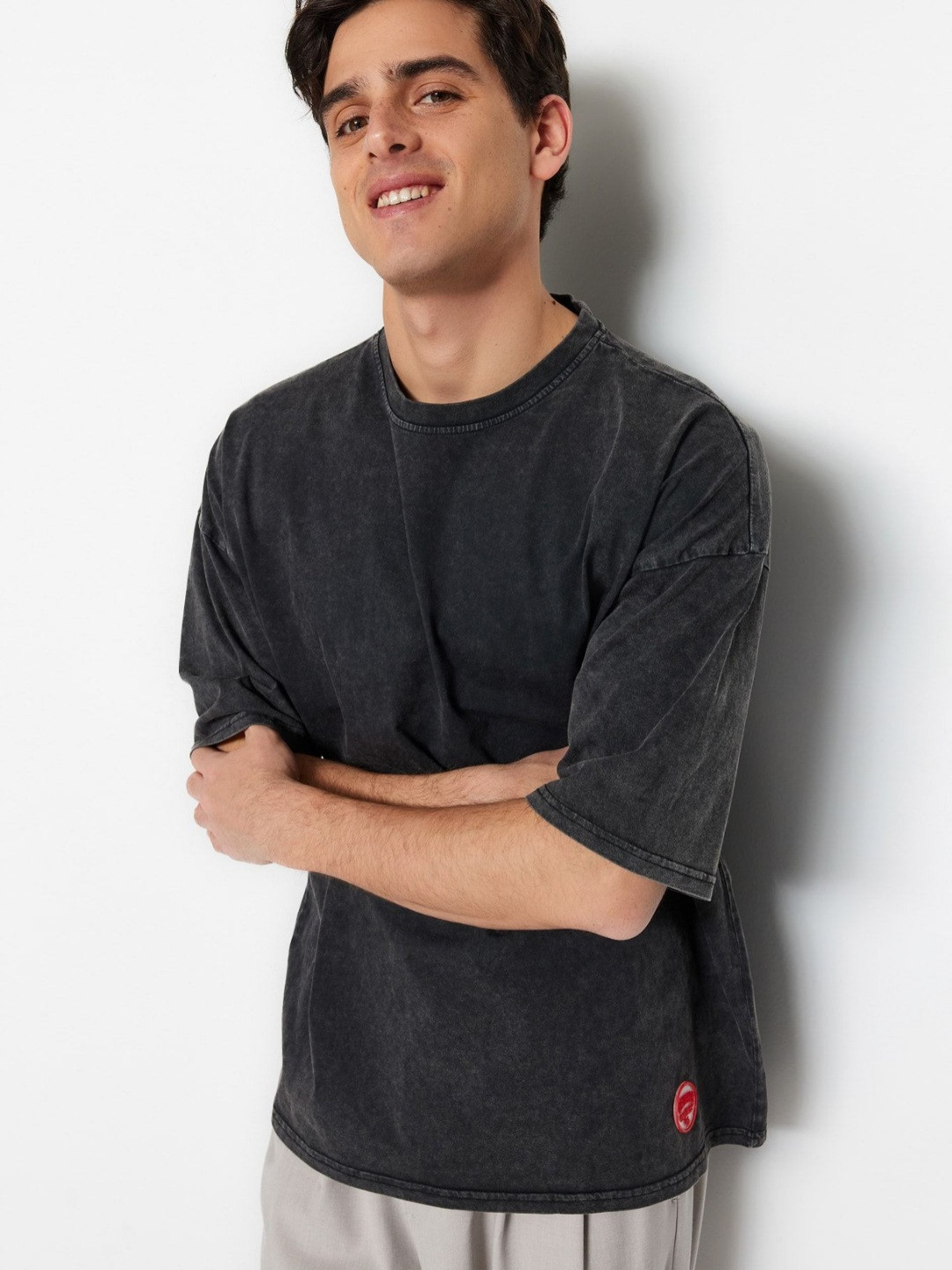 Trendyol Men Solid Round Neck Cotton Oversized T-Shirt