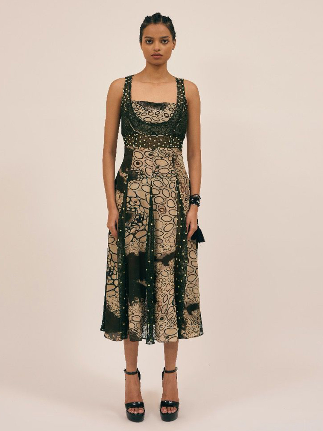 AMKA Floral Print Crepe A-Line Maxi Dress