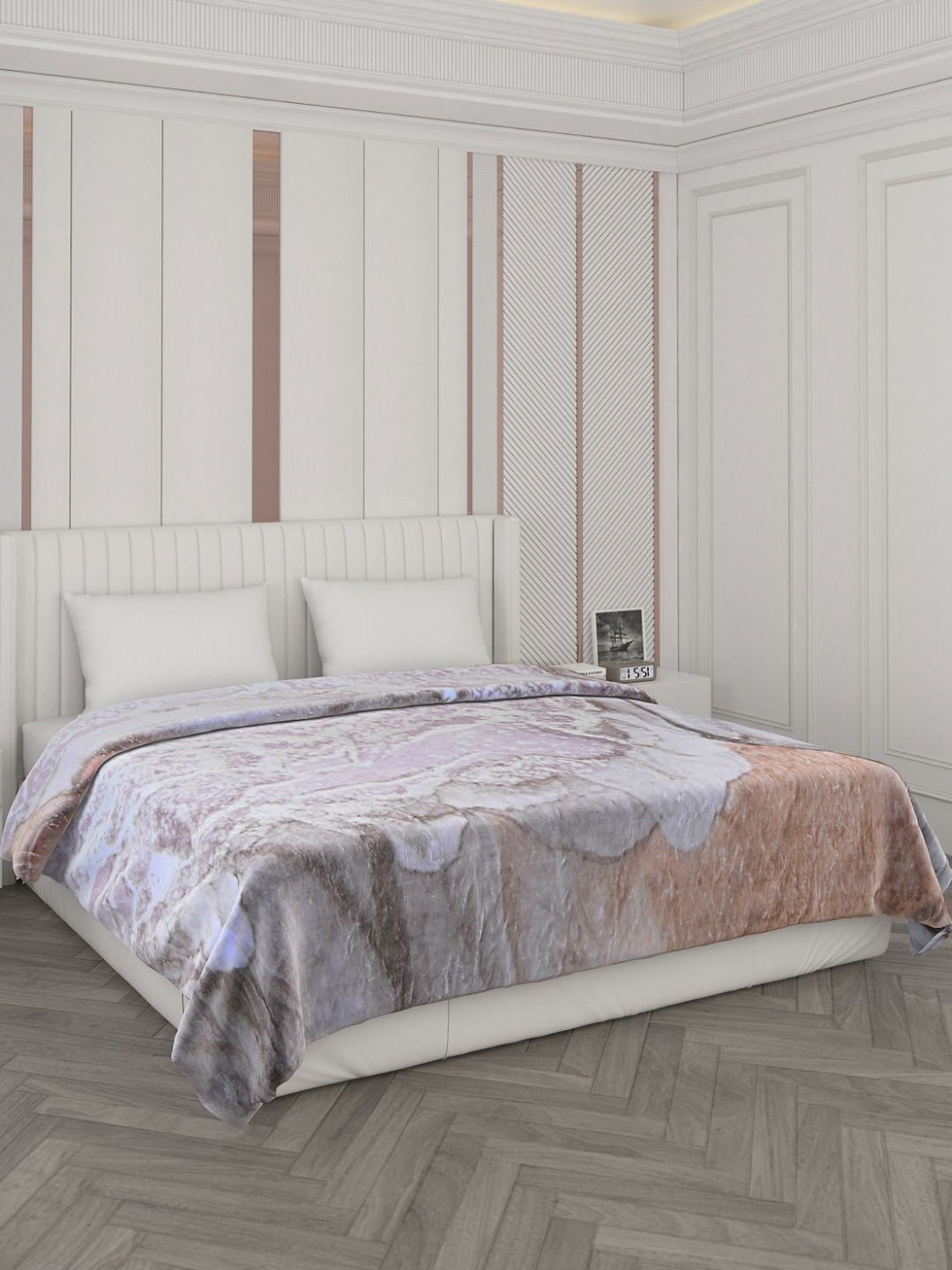 Monte Carlo Grey & Pink  Abstract Printed Mild Winter 600 GSM Double Bed Blanket