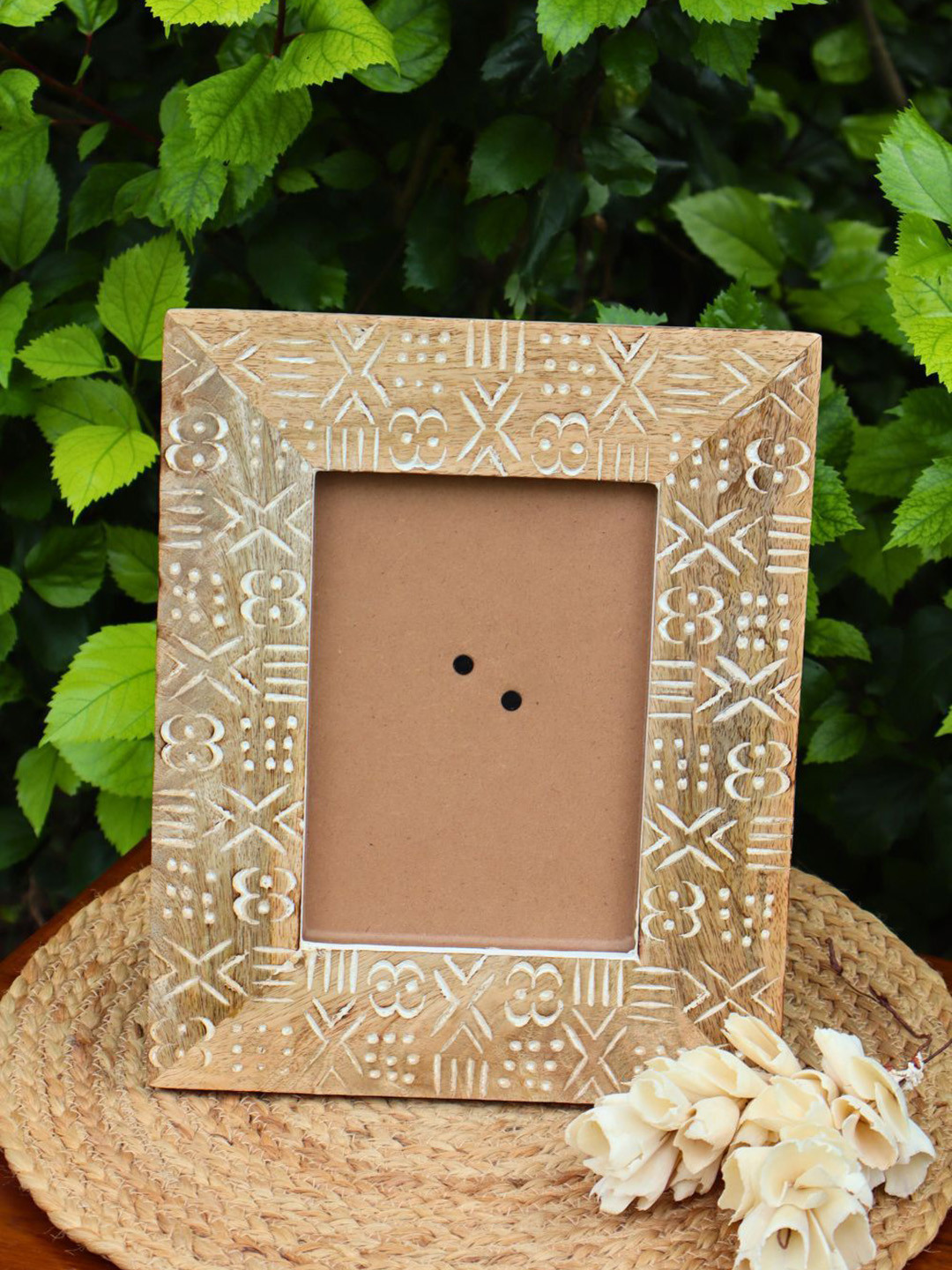 WEAVING HOMES Brown & White Textured Wooden Photo Frame