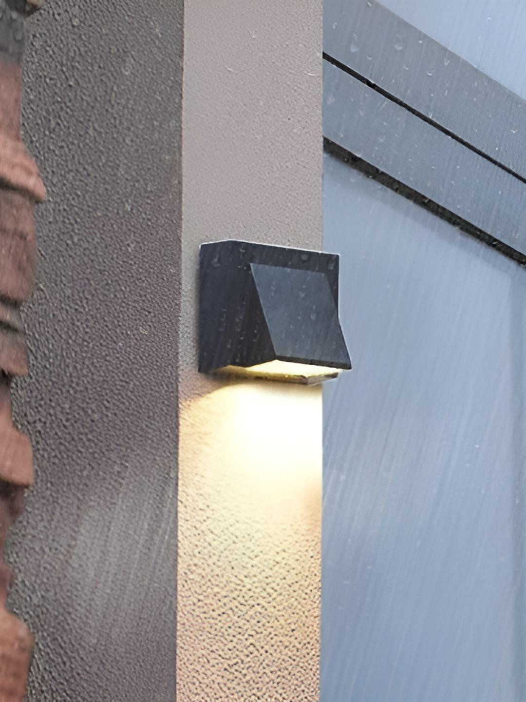 SPARK WORLD Yellow Square Downlight Outdoor Lamp