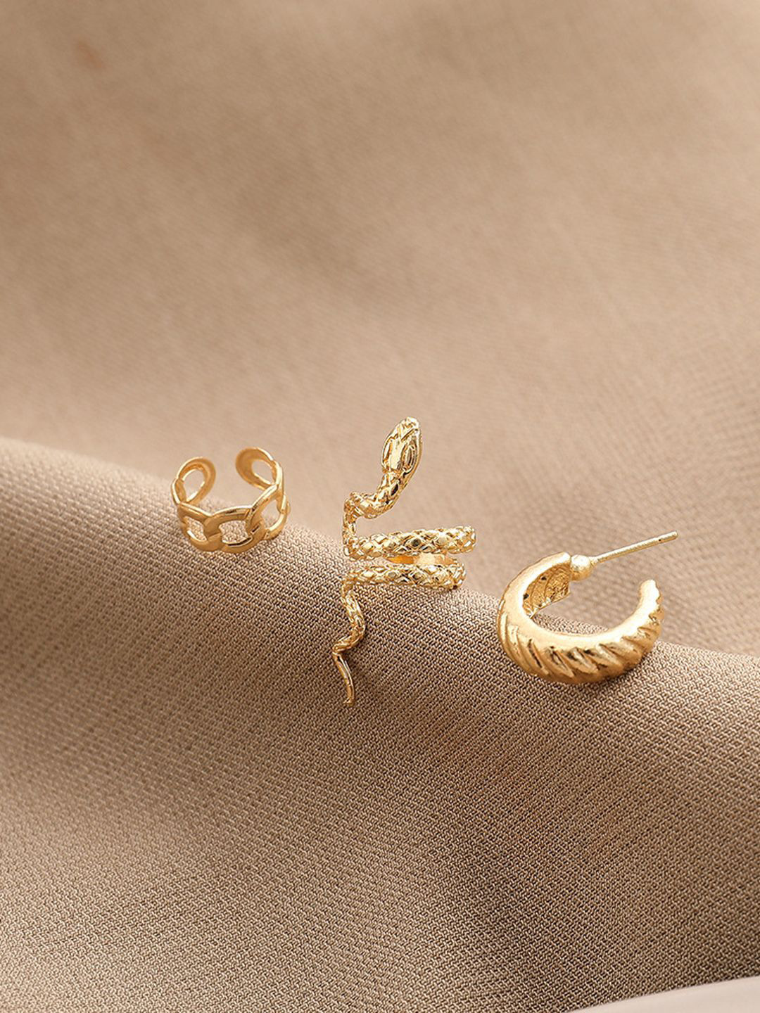 FIMBUL Set Of 3 Gold-Plated Geometric Snake Shaped 3 Pieces Stud And Ear Cuff Earrings