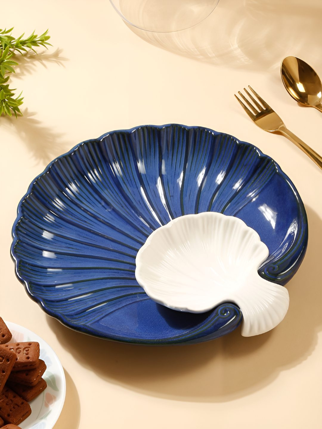 Arrabi Nevy Blue & White Ceramic Shell Platter Set