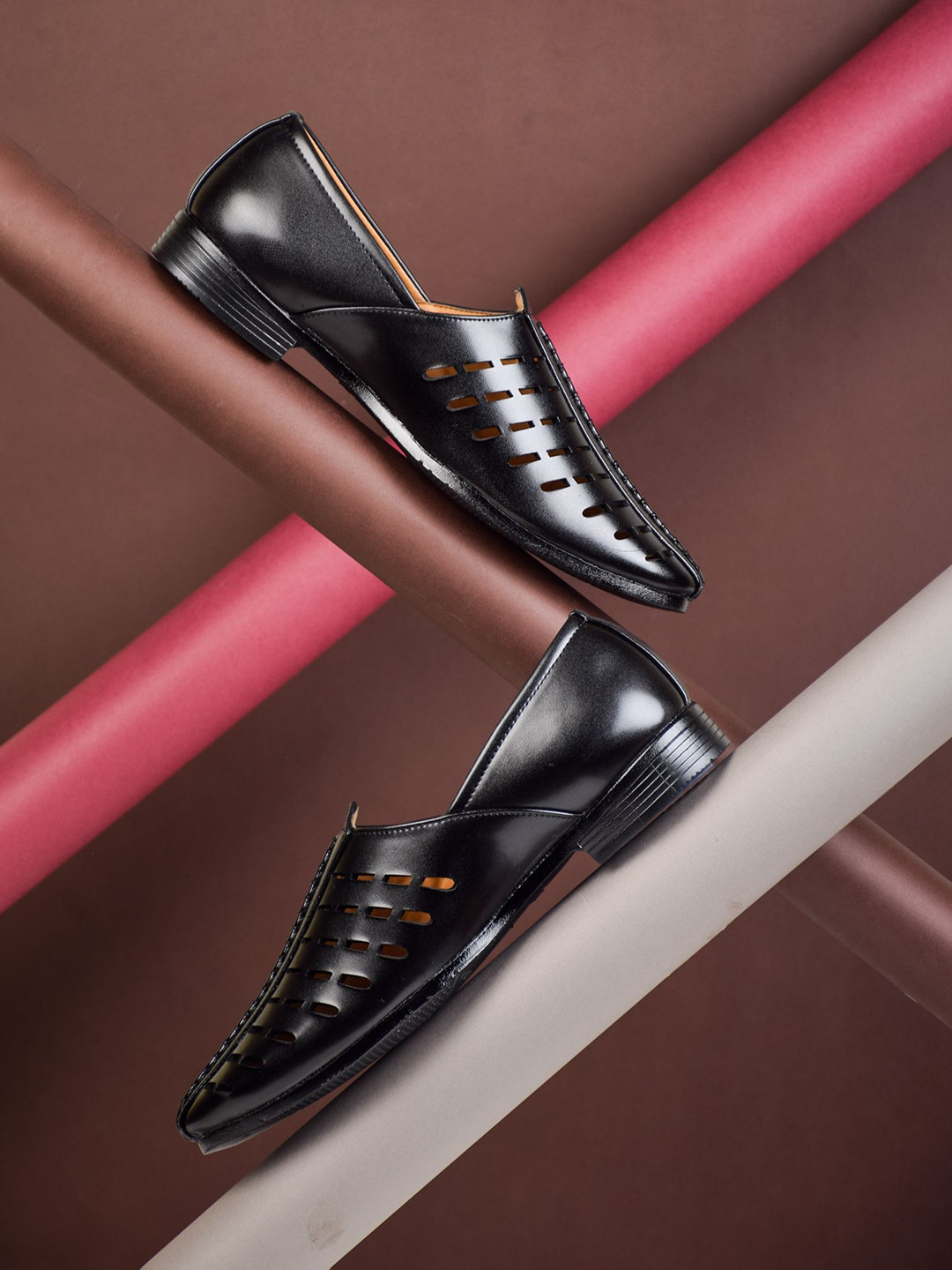 HikBi Men Leather Laser Cuts Lightweight Loafers