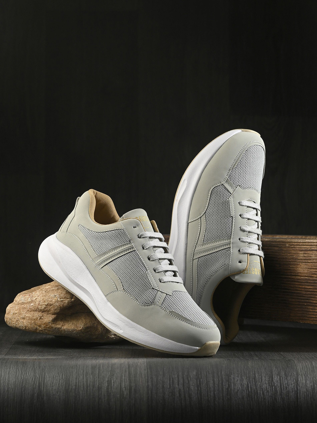 The Roadster Lifestyle Co Men Memory Foam Casual Sport Shoes