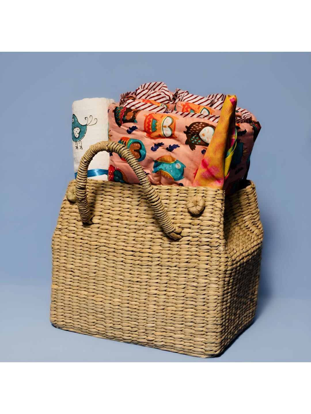 MASU LIVING Peach-coloured & White Printed Cotton Aloka Baby Hamper