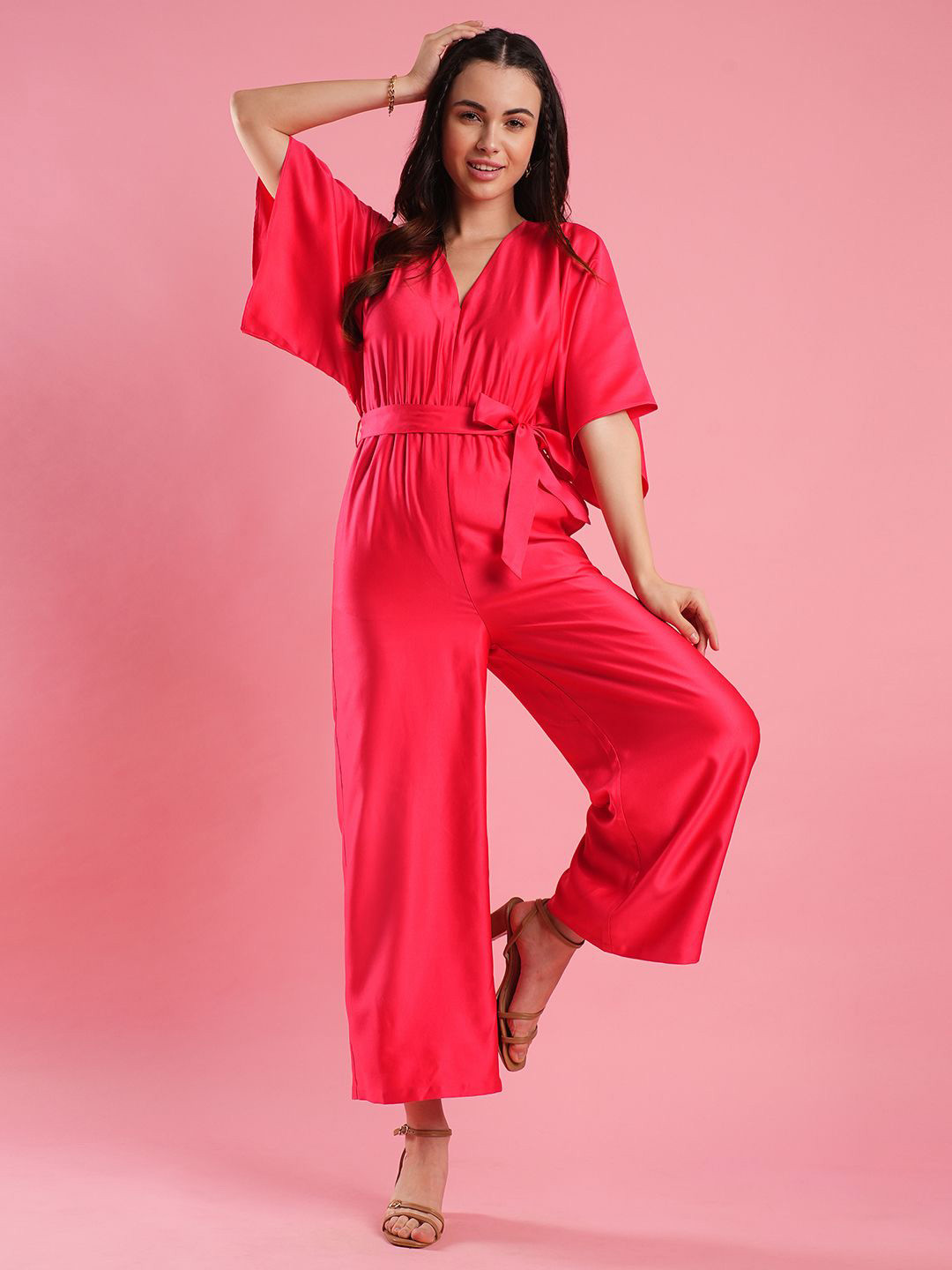 Globus  V-Neck Kimono Style Extended Sleeves Waist Tie-Up Wide Leg Basic Jumpsuit