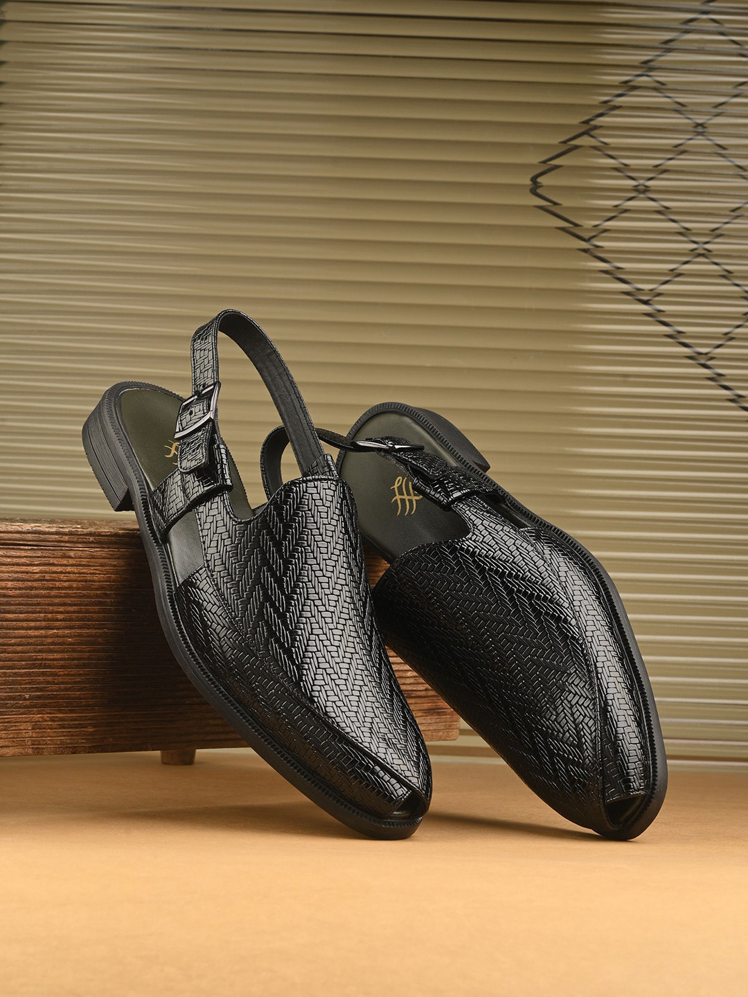 House of Pataudi Men Textured Shoe Style Sandals