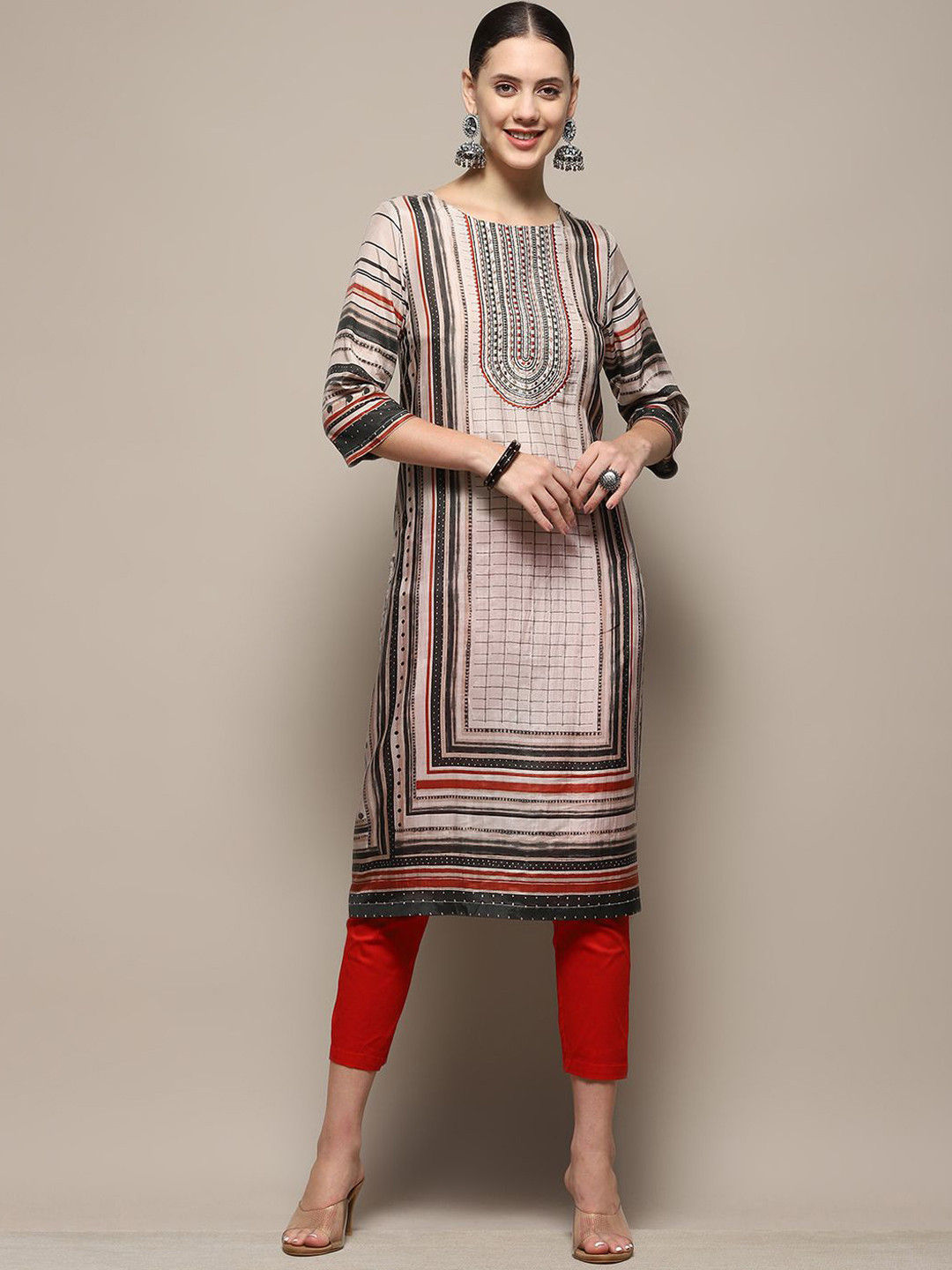 Biba Geometric Printed Round Neck Thread Work Straight Kurta