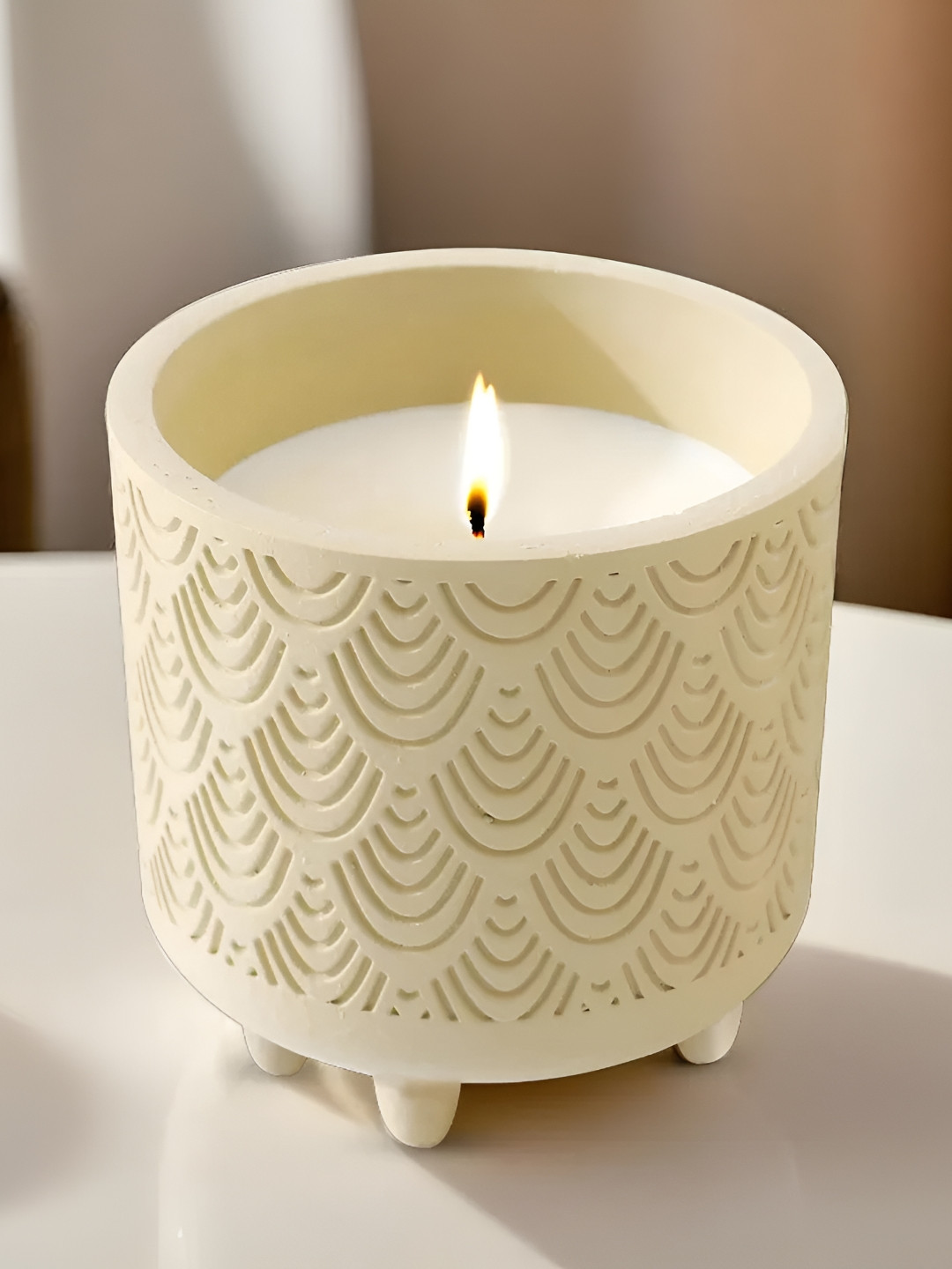 UMAI Textured Scented 1 Wick Pomegranate Abstract Geometric Regular Jar Candles