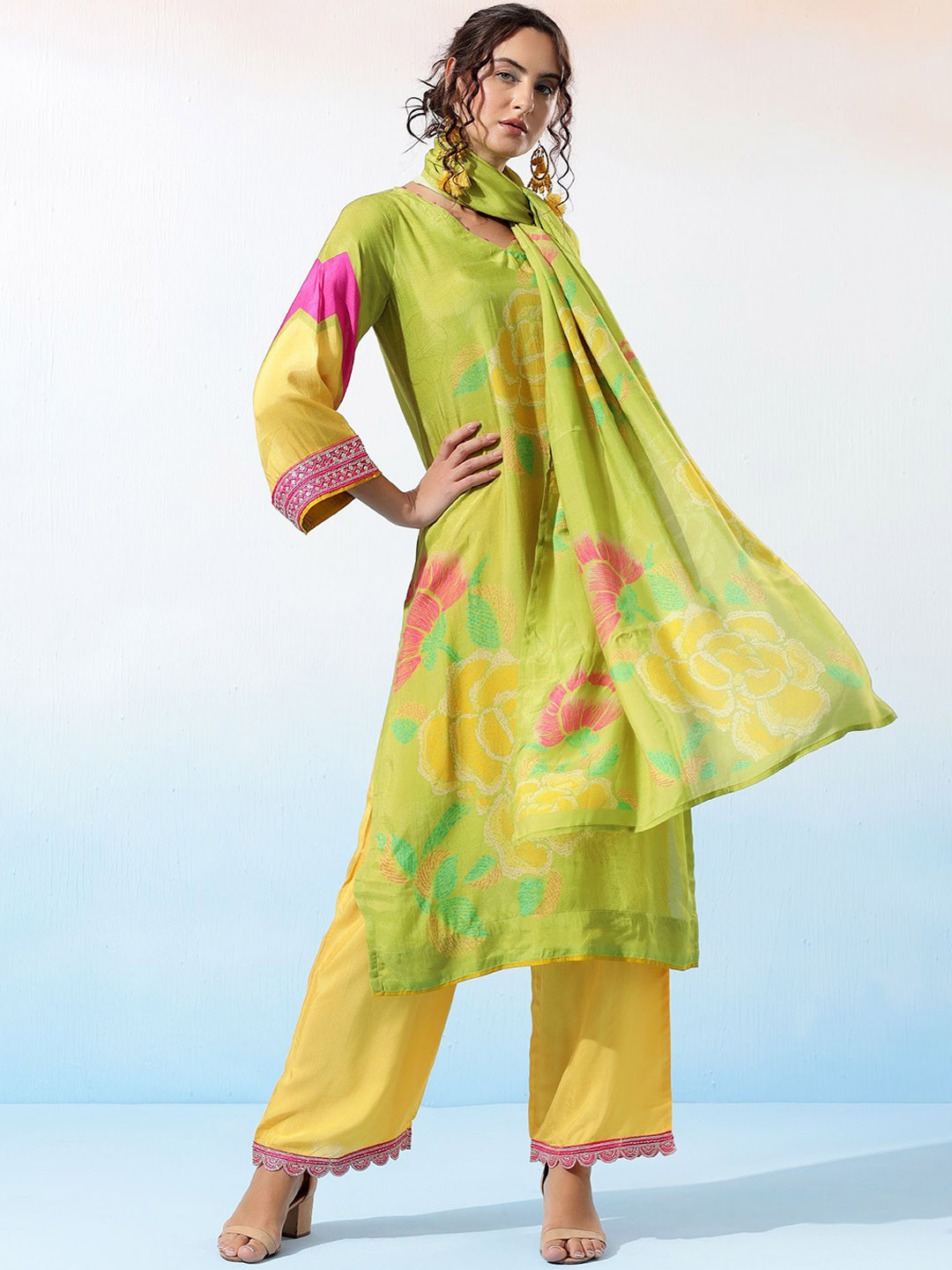Bani Women Floral Printed Pure SilkRegular Style Kurta With Palazzos & Dupatta