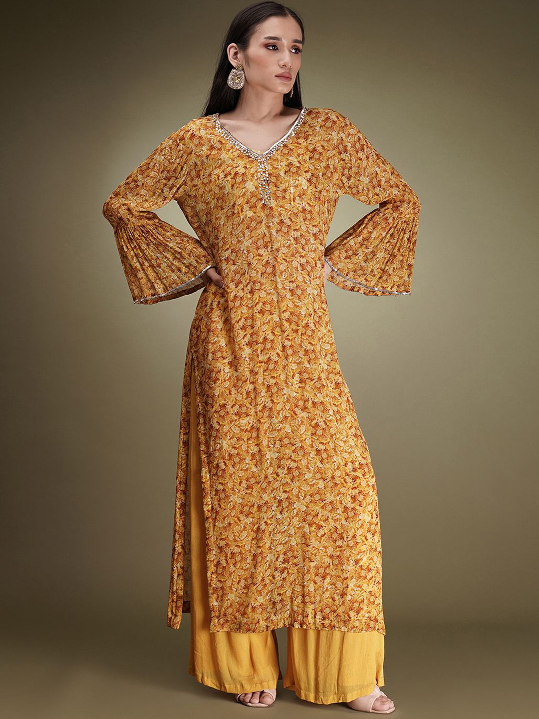 Breathe by Aakanksha Singh Plush Plus Size Printed Tunic & Trousers