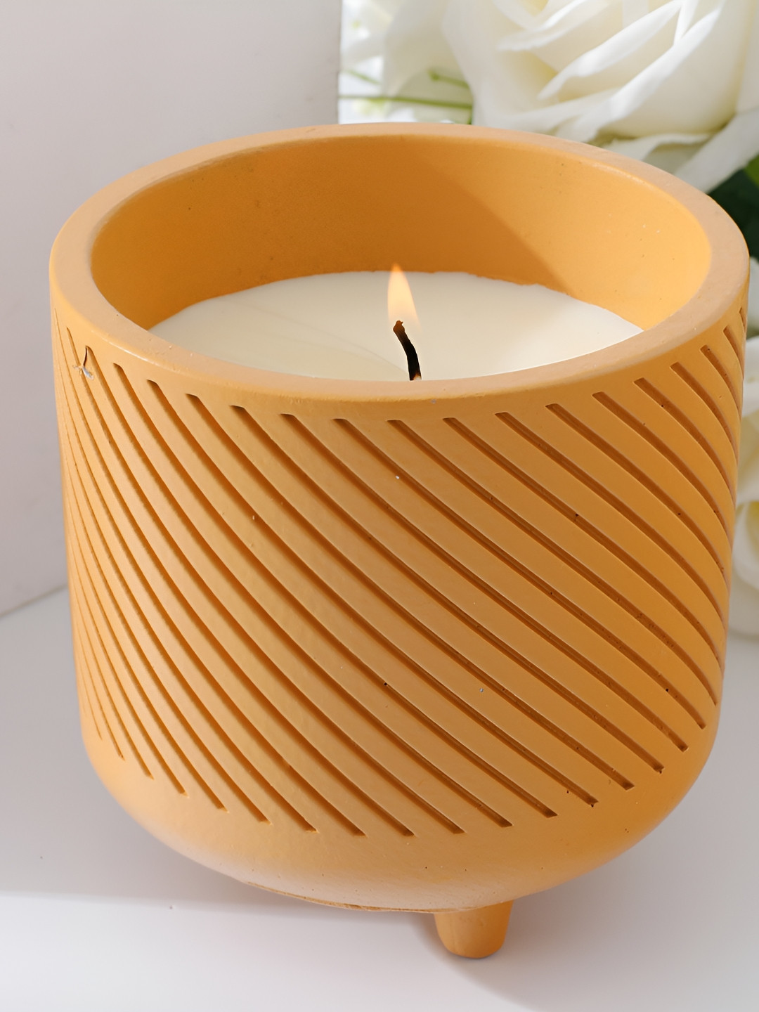 UMAI Ceylontea Scented Cement 1 Wick Tea Wood Striped Geometric Regular Jar Candles