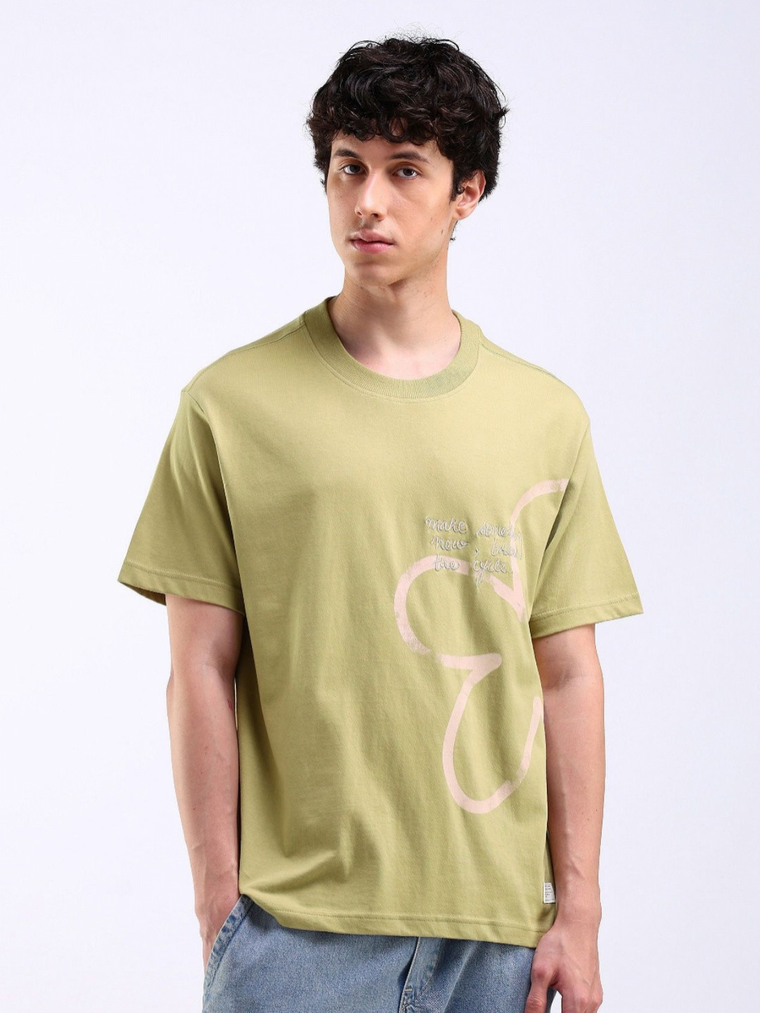 Flying Machine Men Printed Pockets Relaxed Fit T-shirt