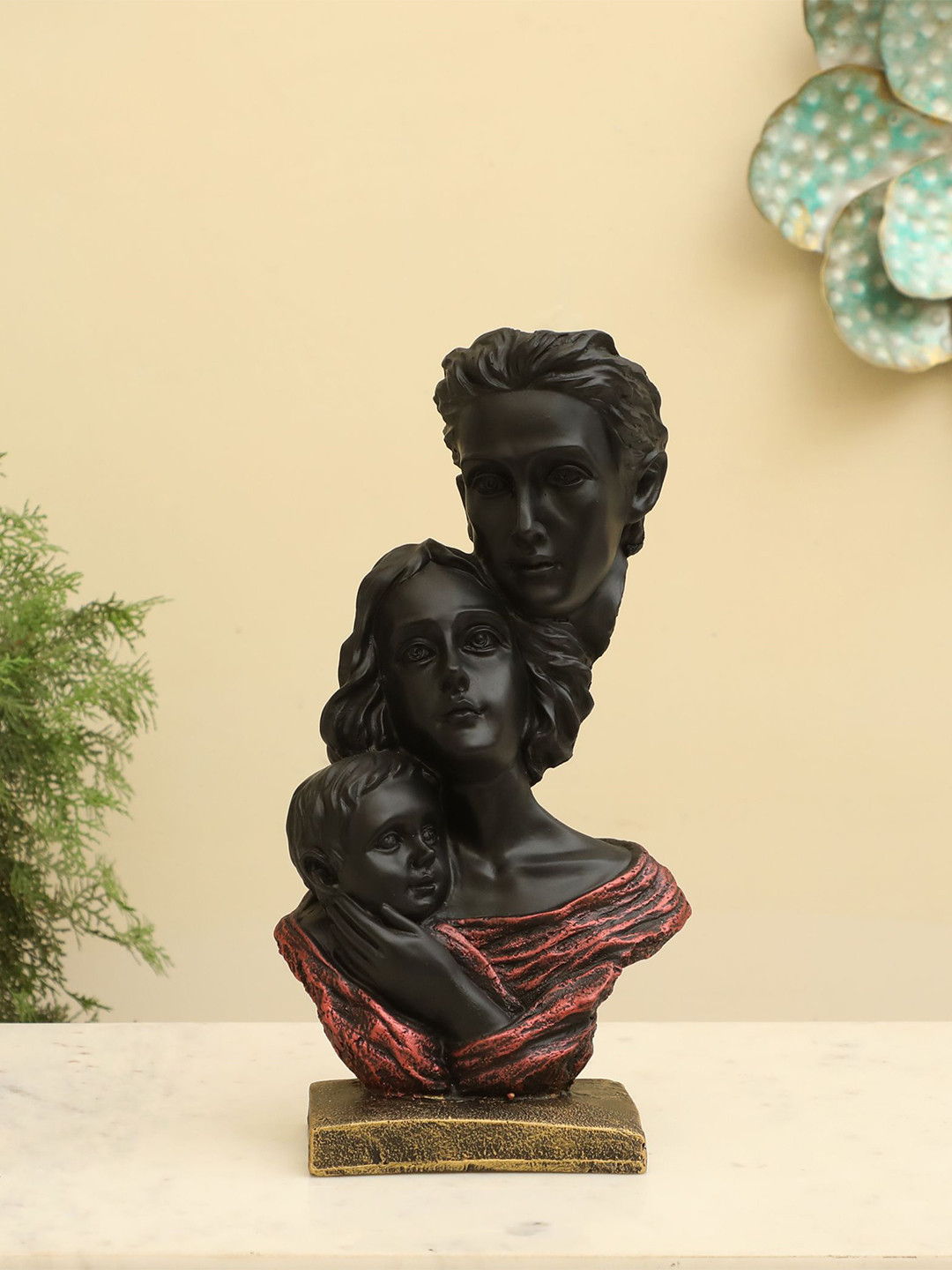 vedas S-Cute Family Black Polyresin Glossy Living Room Medium Showpiece - 13.8 Inches