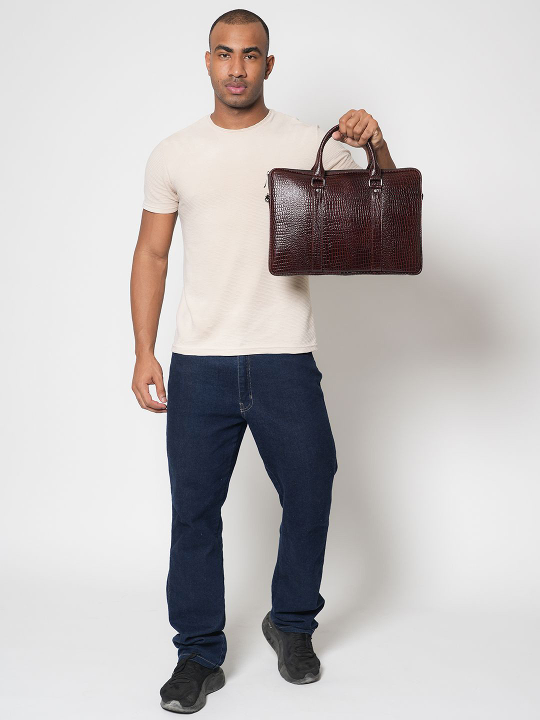 Style Shoes Unisex Up To 16 Inch Textured Leather Laptop Bag