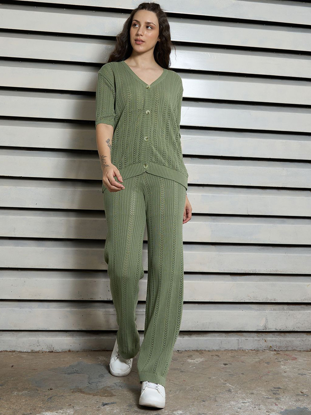 High Star Self Design V-Neck Pure Cotton Shirt & Trousers