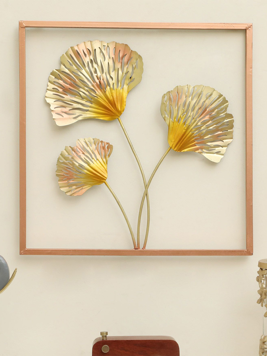 vedas Playa Leaf Metal Floral Glossy Hanging Hall Wall Hangings-18.1In