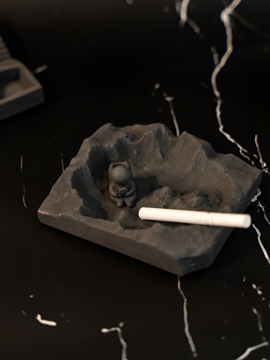 Greyt Astronauts Cave Grey Moon Textured Ash Trays
