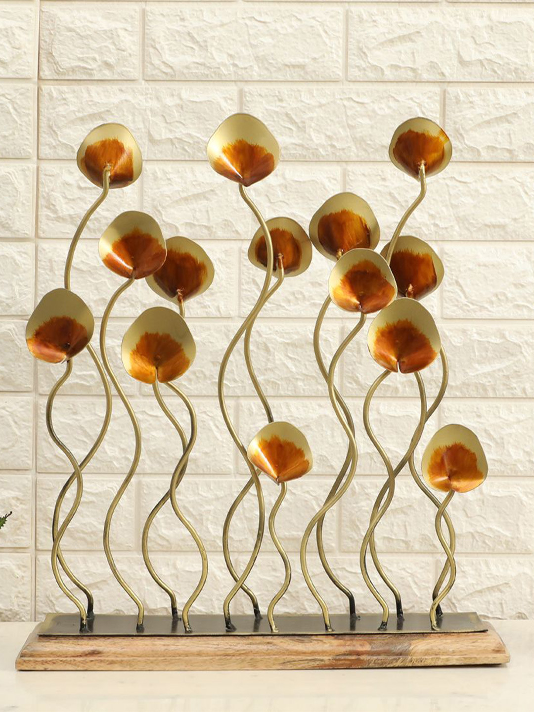 vedas F-Dreamweaver Abstract Gold Metal Metallic Living Room Large Showpiece - 18.9 Inches