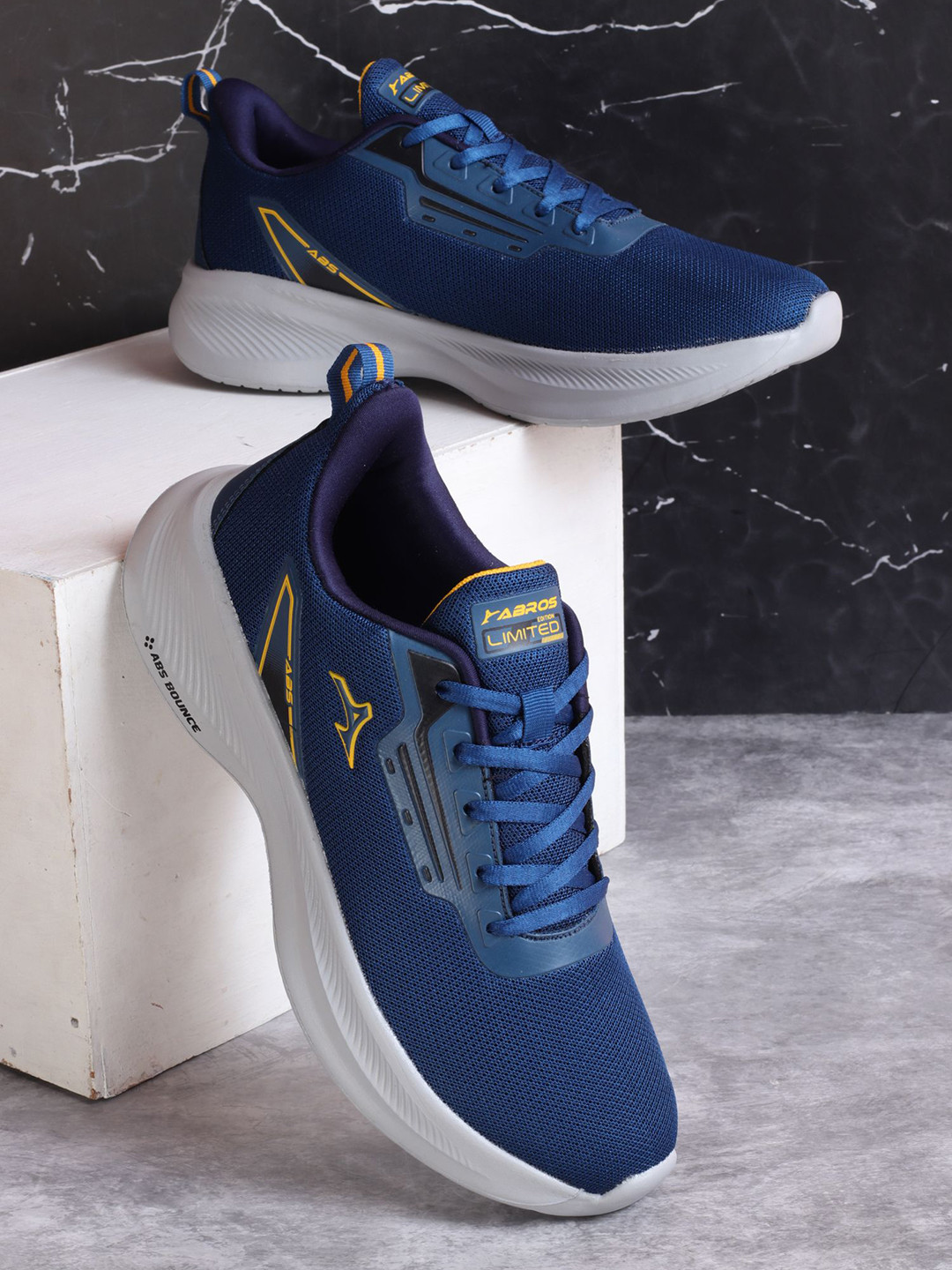 ABROS Men Mesh Mid-Top Lace-Up Running Shoes