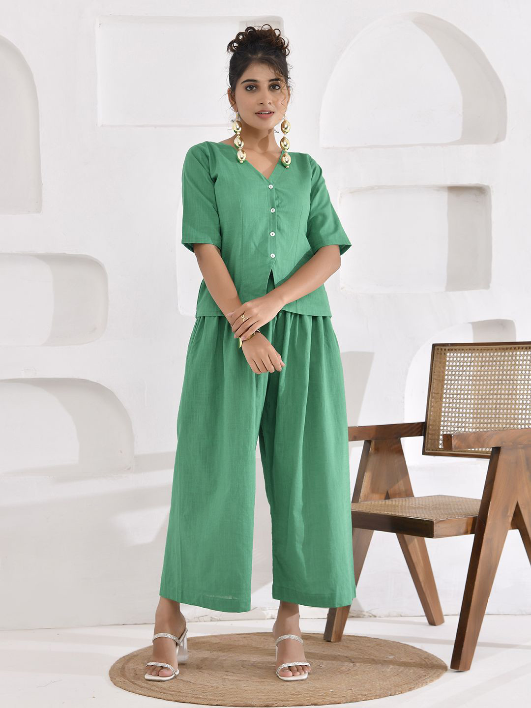 THE SAFFRON SAGA Women Solid Co-Ords Set